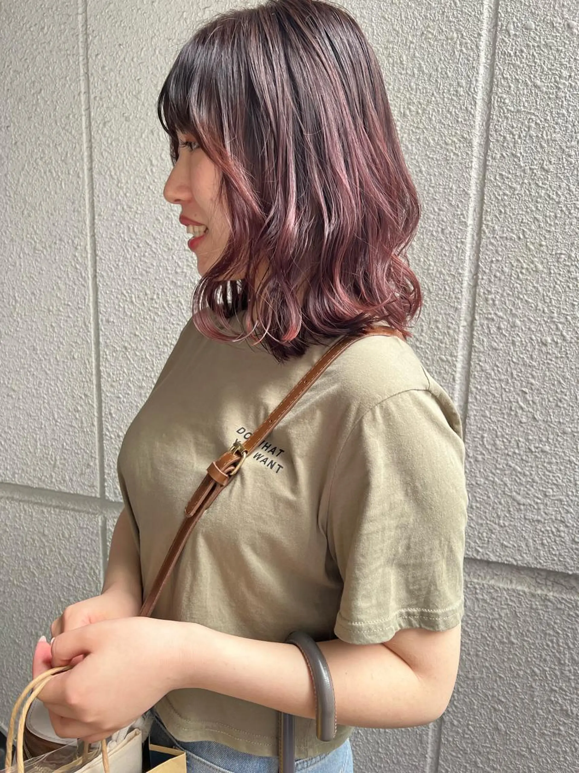 ミディアム カラー ブリーチ グラデーションカラー ブリーチなしカラー ピンクカラー カット ヘアカラー トリートメント カラーパティシエ facce🌼ikoのヘアスタイル