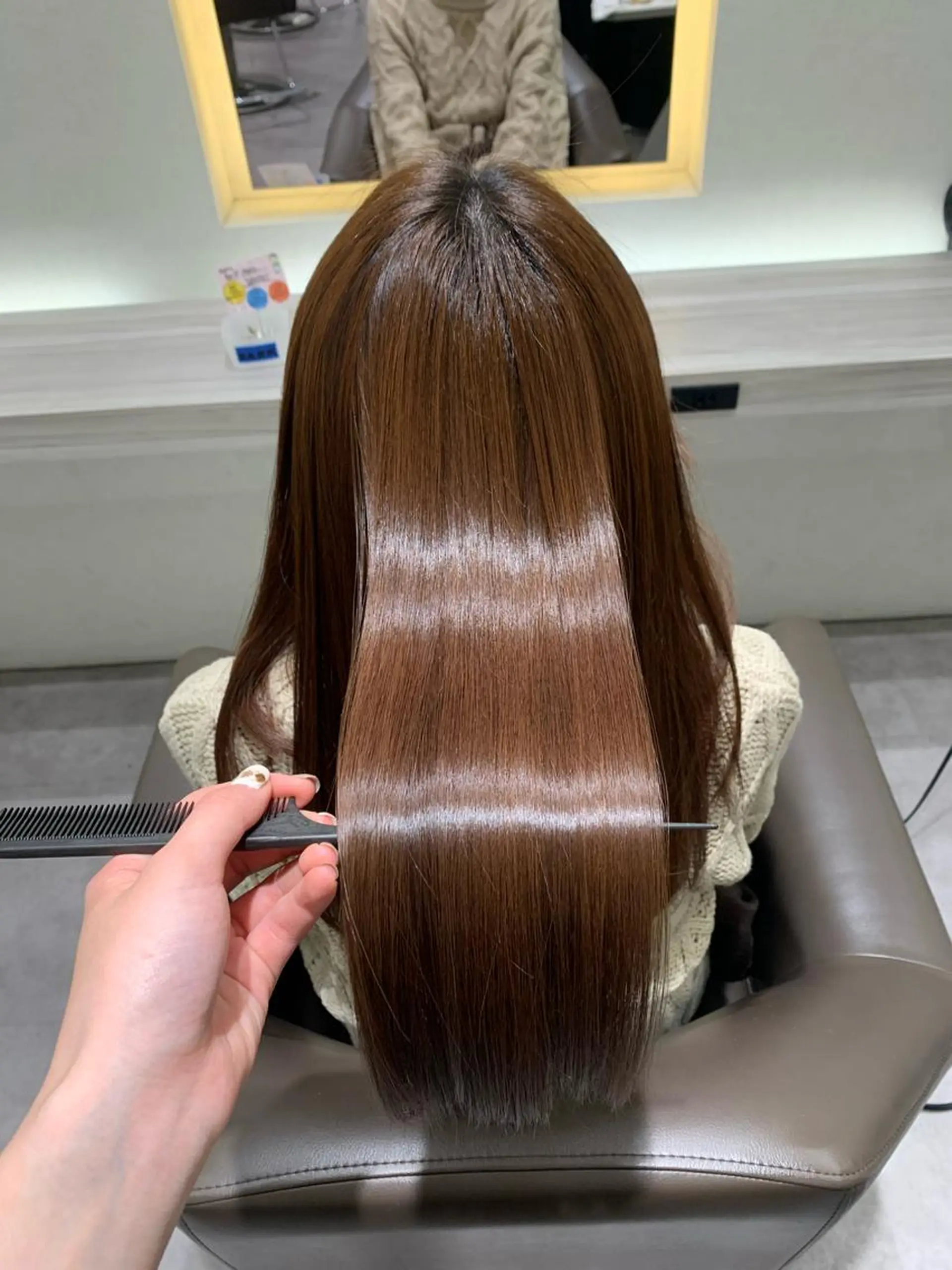 セミロング トリートメント 宮下 志織のヘアスタイル
