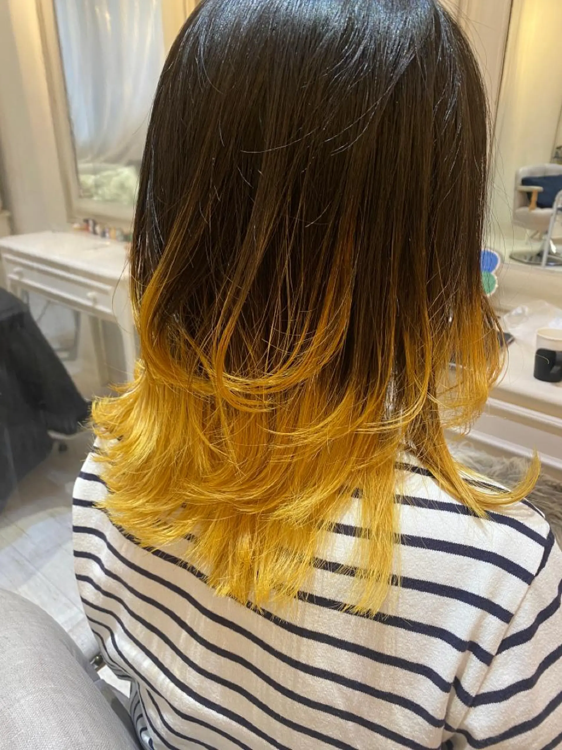 セミロング カラー セミロングパーマ ブリーチ ケアブリーチ デザインカラー ダブルカラー 🌈安藤愛/透明感 艶カラー🫧ROWのヘアスタイル