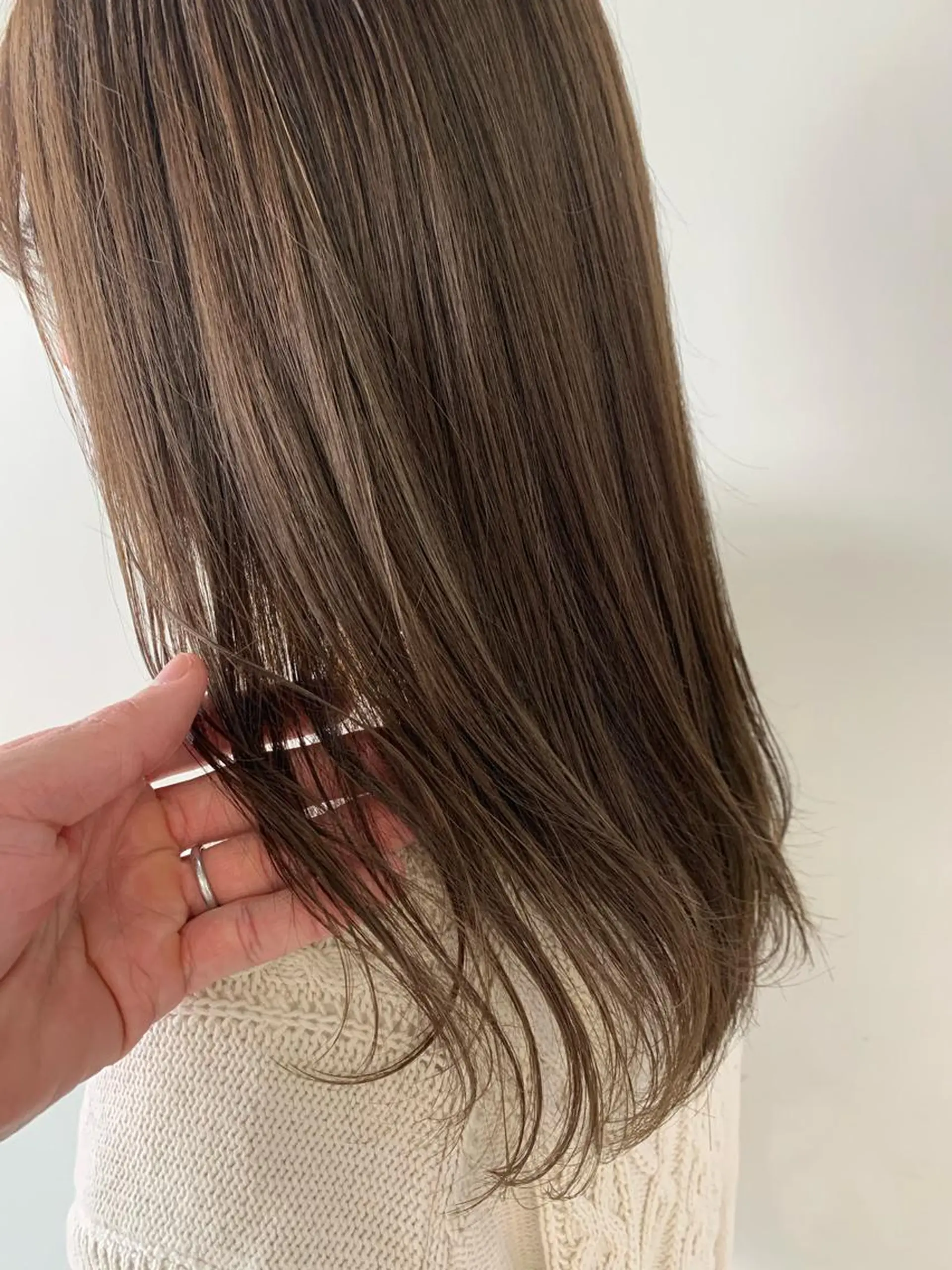 ロング カラー ベージュカラー カット ヘアカラー トリートメント k-two谷町所属・濱田 大輔のヘアスタイル