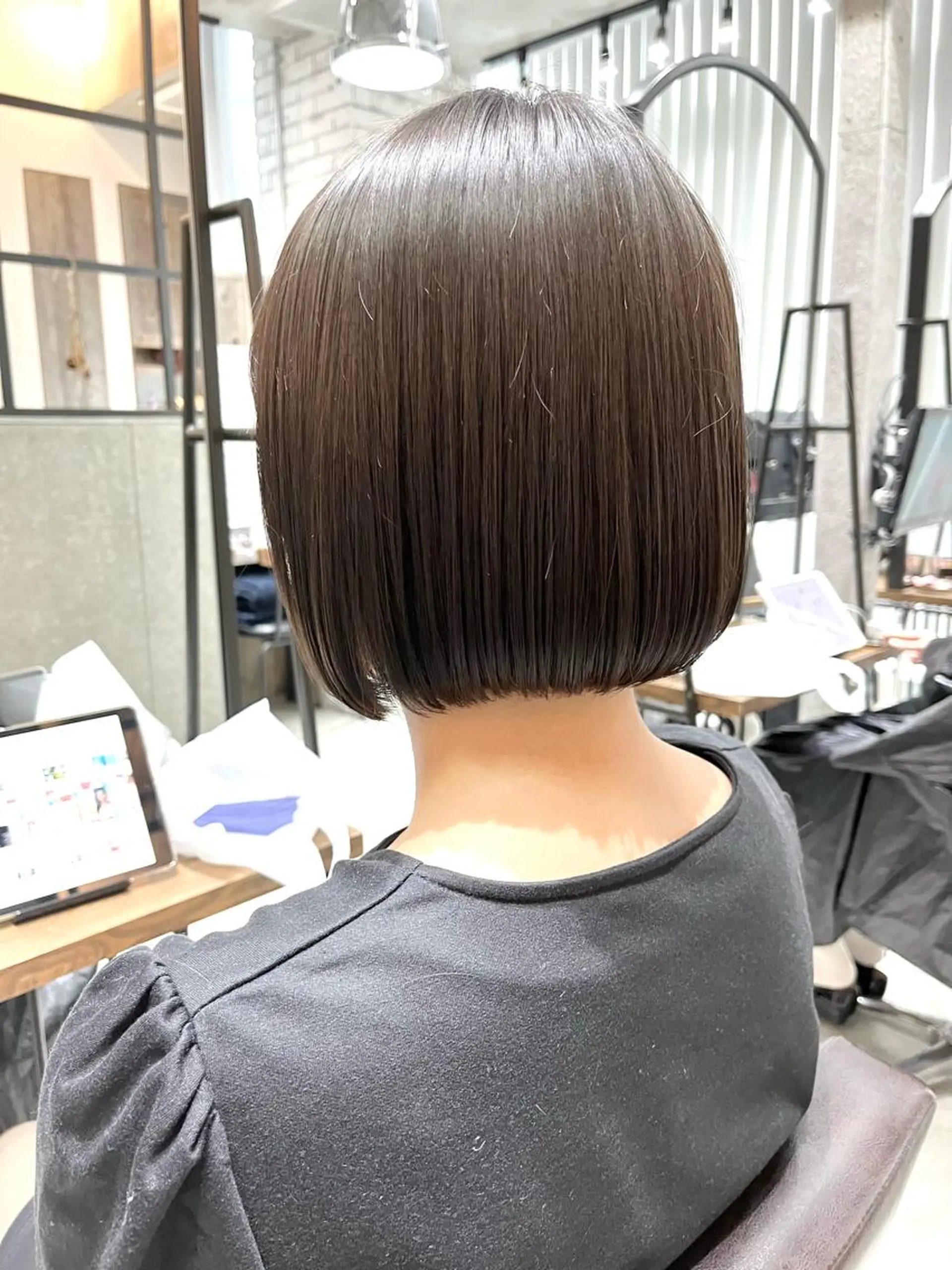 ミディアム アッシュ ボブ 髪質改善 ヨシンモリ 韓国風ヘア 🌈透明感カラー 韓 国ヘアこうたろうのヘアスタイル