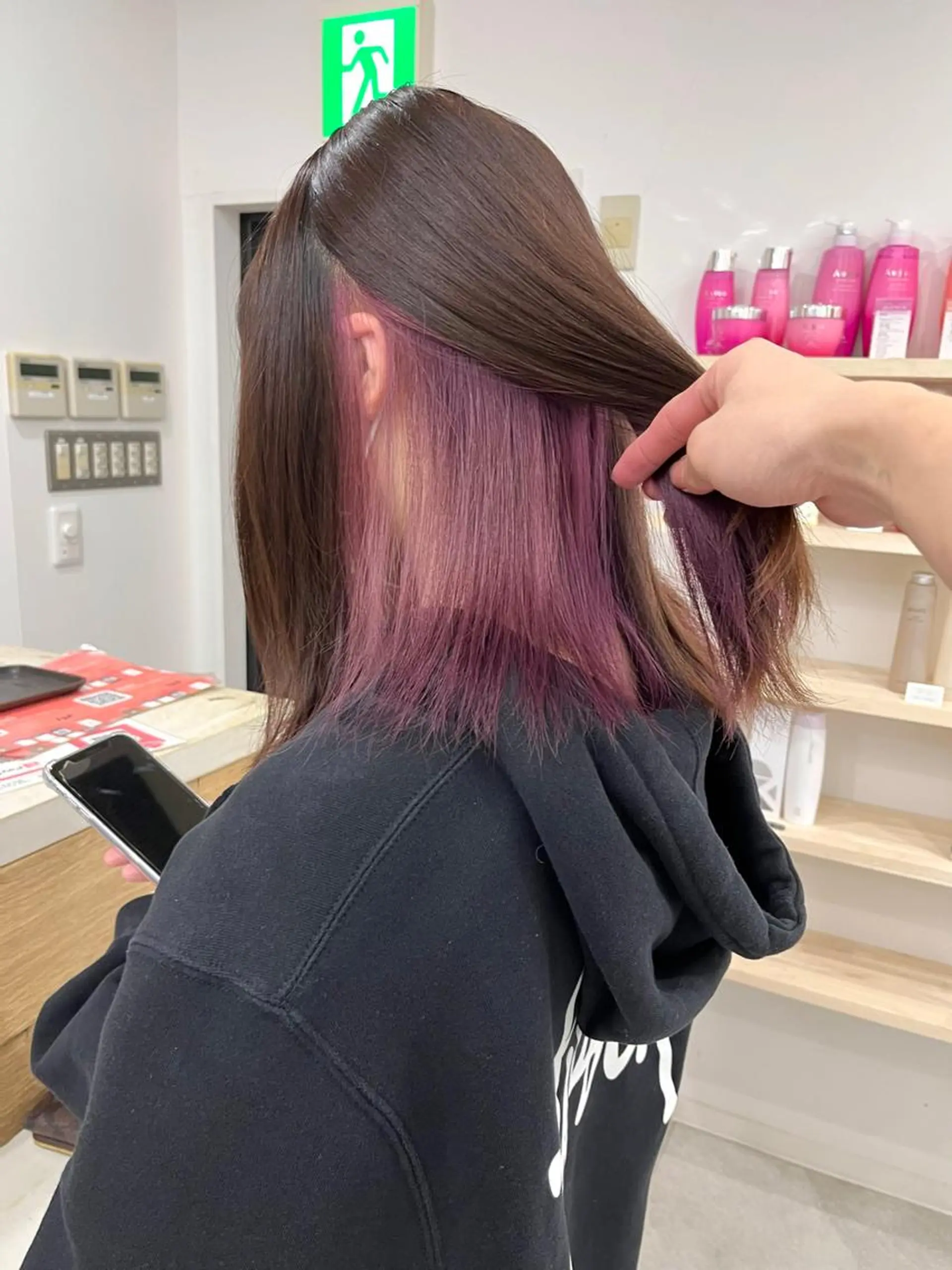 ミディアム カラー ブリーチ インナーカラー ピンクカラー ピンクパープル パープルカラー カットモデル募集🐺 らいと💎のヘアスタイル