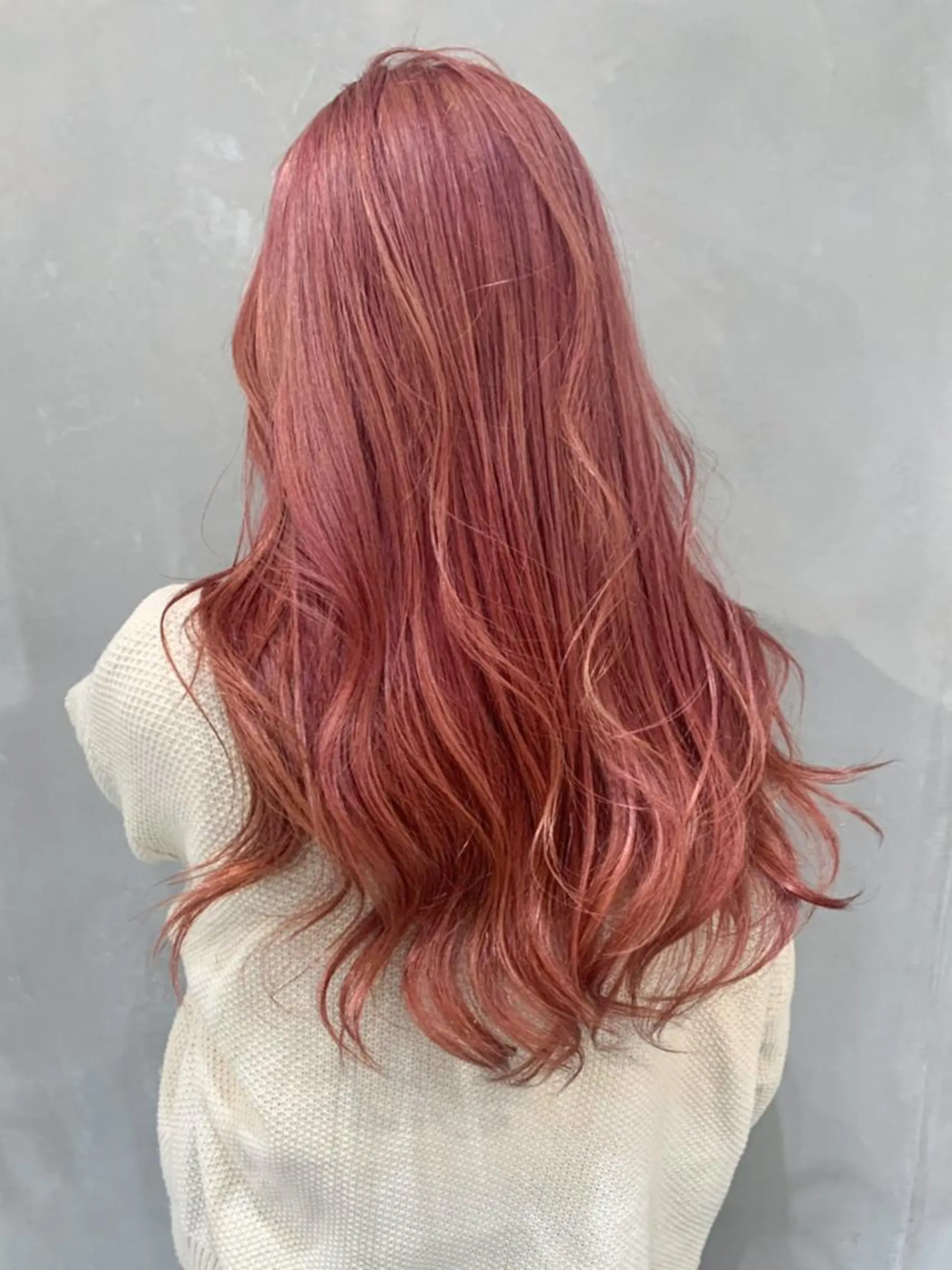 セミロング ヘアアレンジ パーマ カラー ピンクカラー カット ヘアカラー トリートメント ITbyALBUM 下北沢店のヘアスタイル