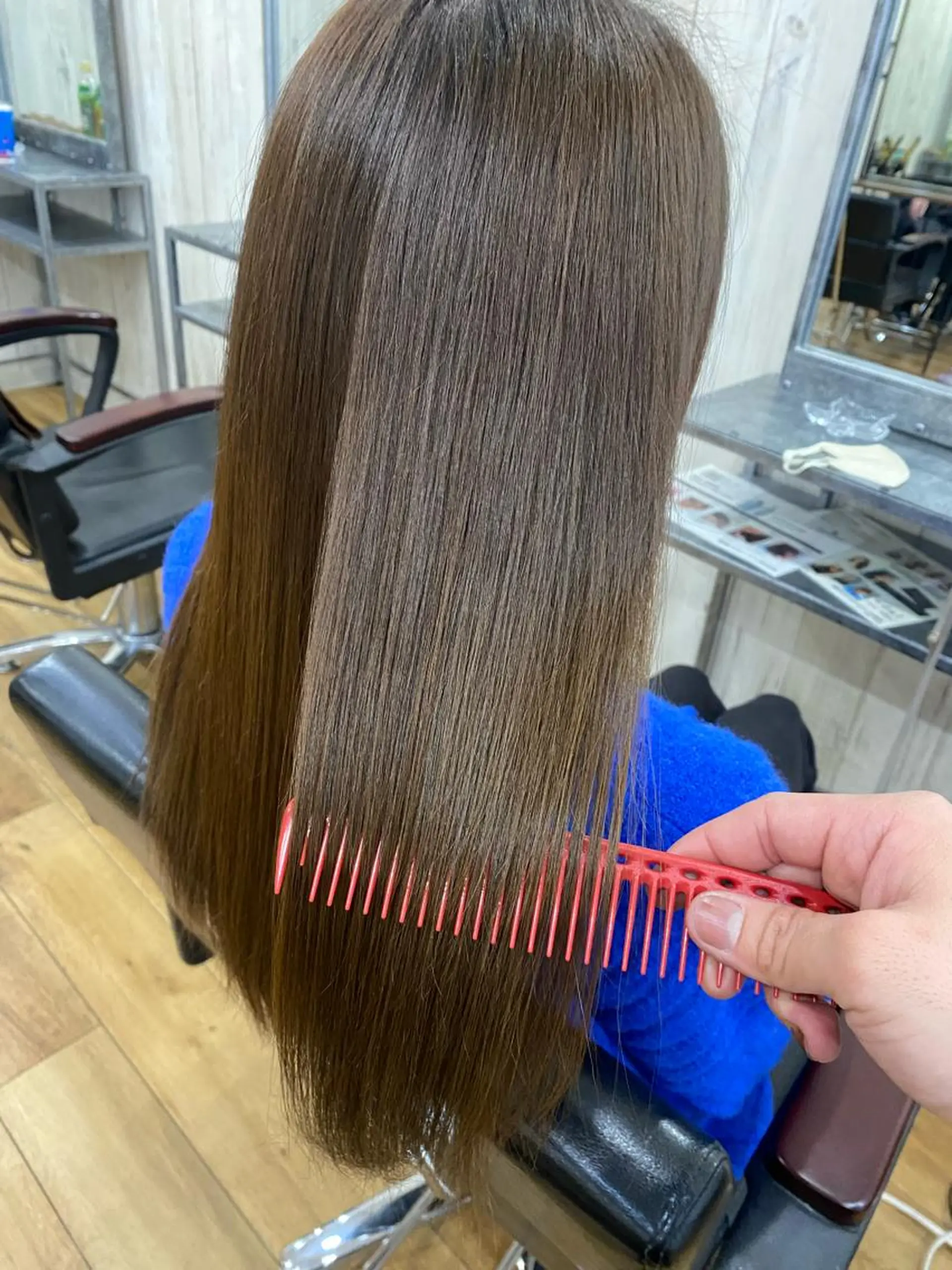 ロング カラー ネイル アッシュ 透明感カラー インナーカラー くびれヘア 外国人風カラー カット ヘアカラー トリートメント reverie【レヴリー】所属・夜20時から限定2組 reverieあきらのヘアスタイル