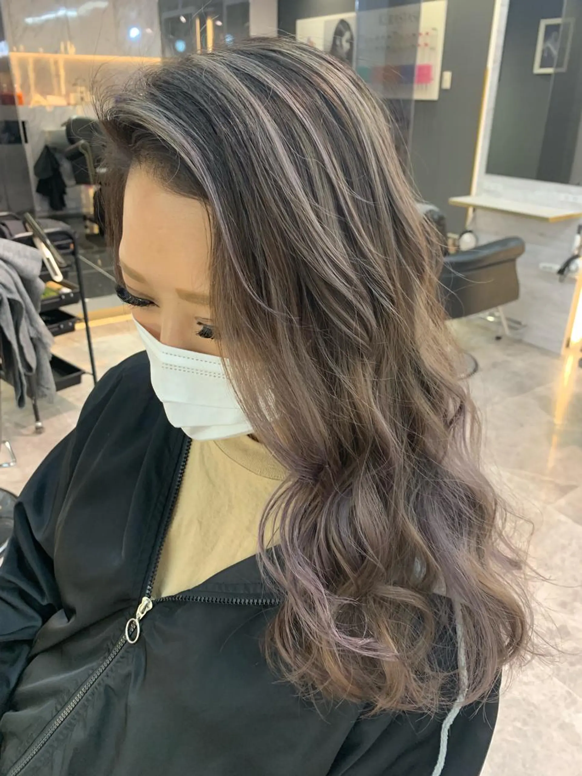 ロング レイヤーカット ヘアカラー サロウィン千葉所属・サロウィン千葉店 Toshikiのヘアスタイル