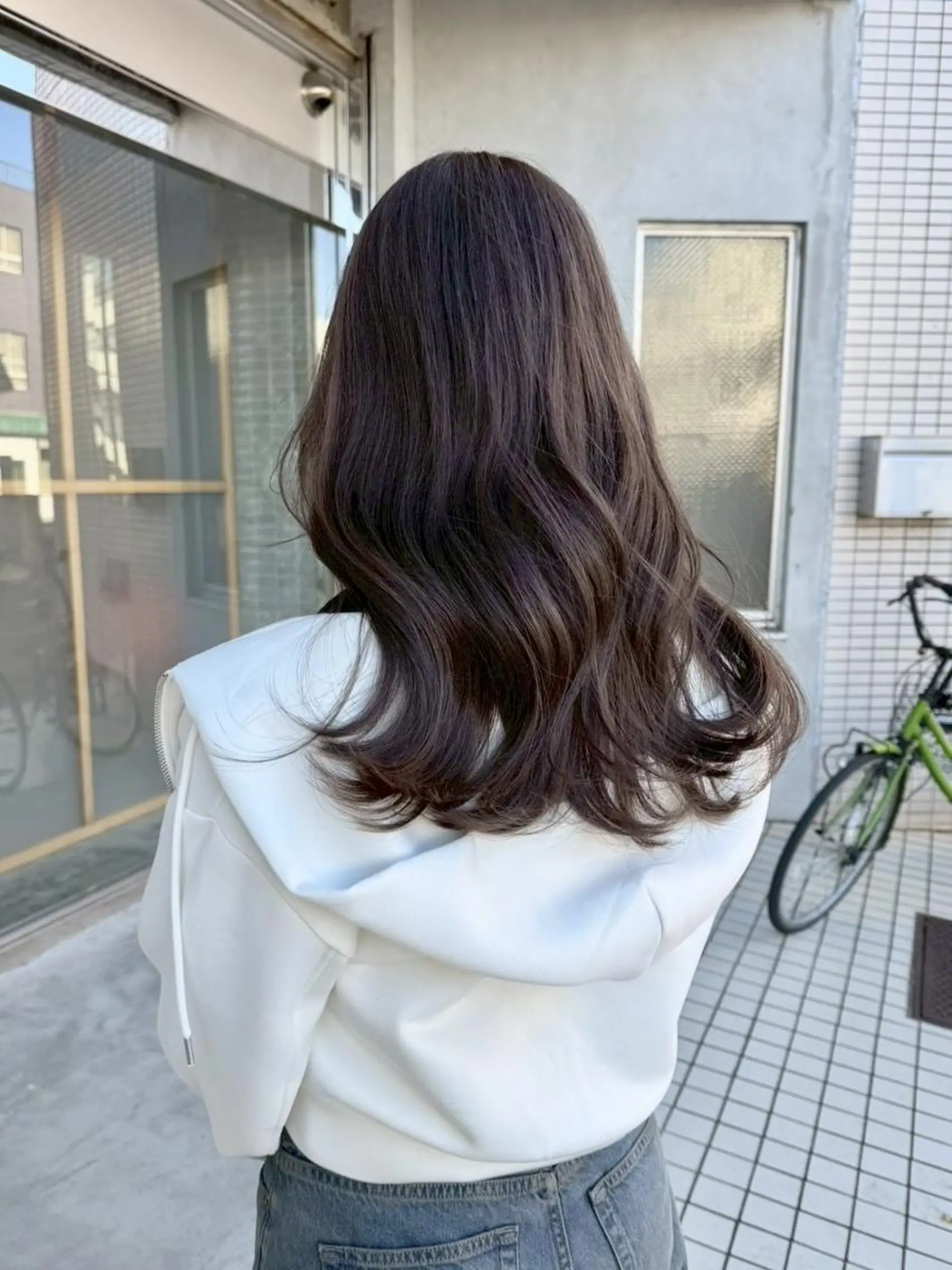 セミロング カラー 透明感カラー カット ヘアカラー トリートメント 韓国/暖色カラー/ まつパ🩰aikaのヘアスタイル