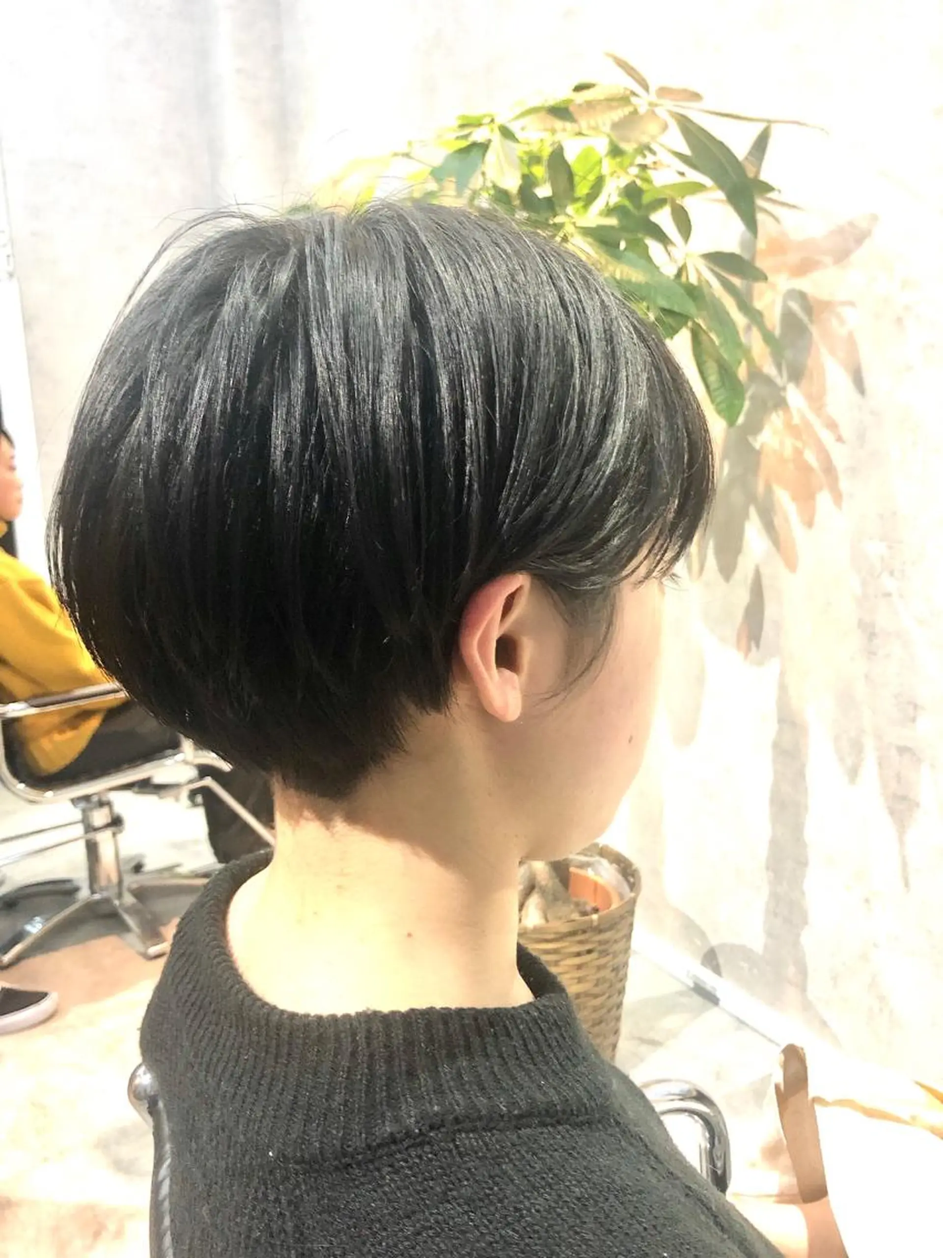 ショート カット ヘアカラー トリートメント SAKURA所属・鹿取 三紗子のヘアスタイル