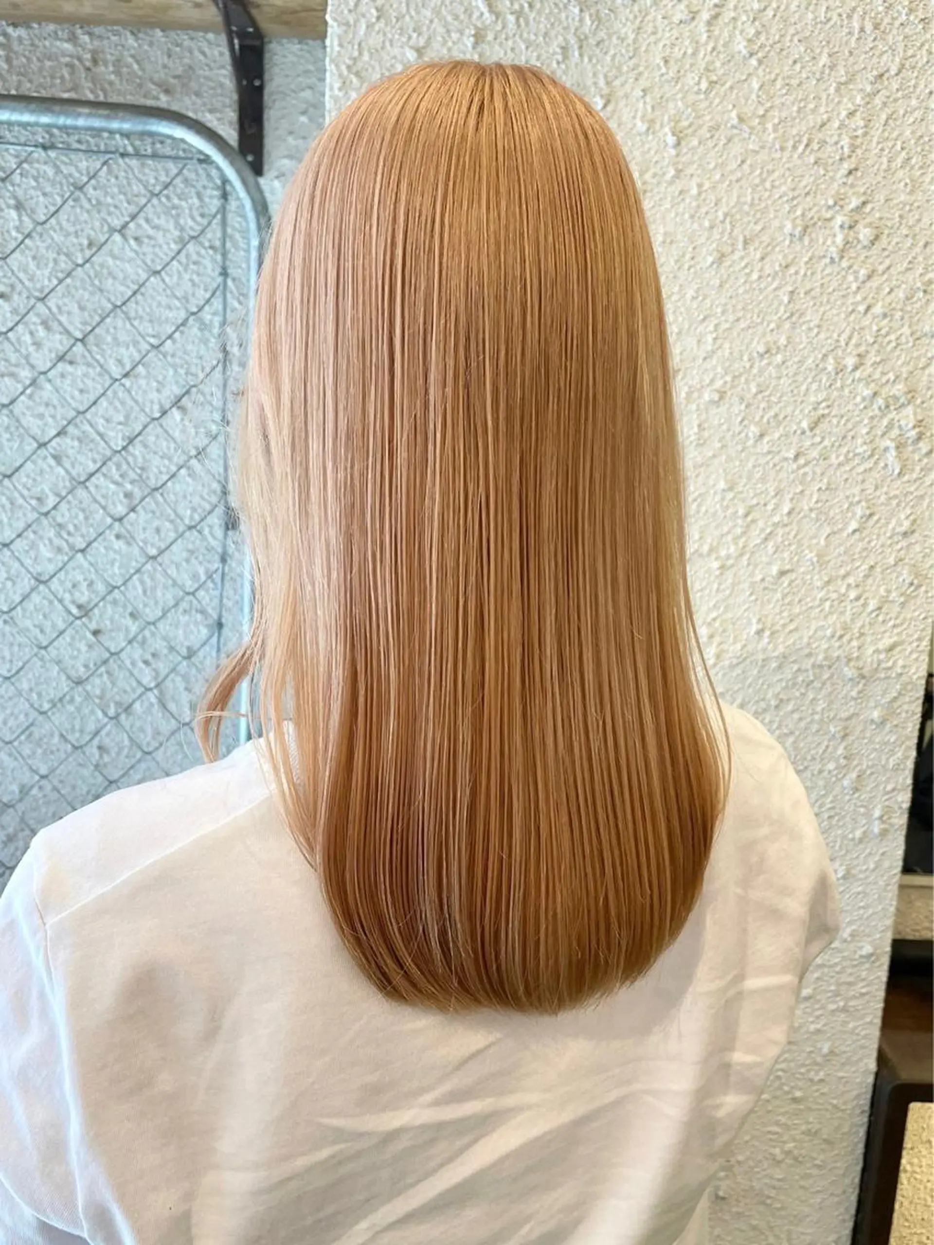ミディアム カラー カット ヘアカラー トリートメント 坂田 友梨奈のヘアスタイル