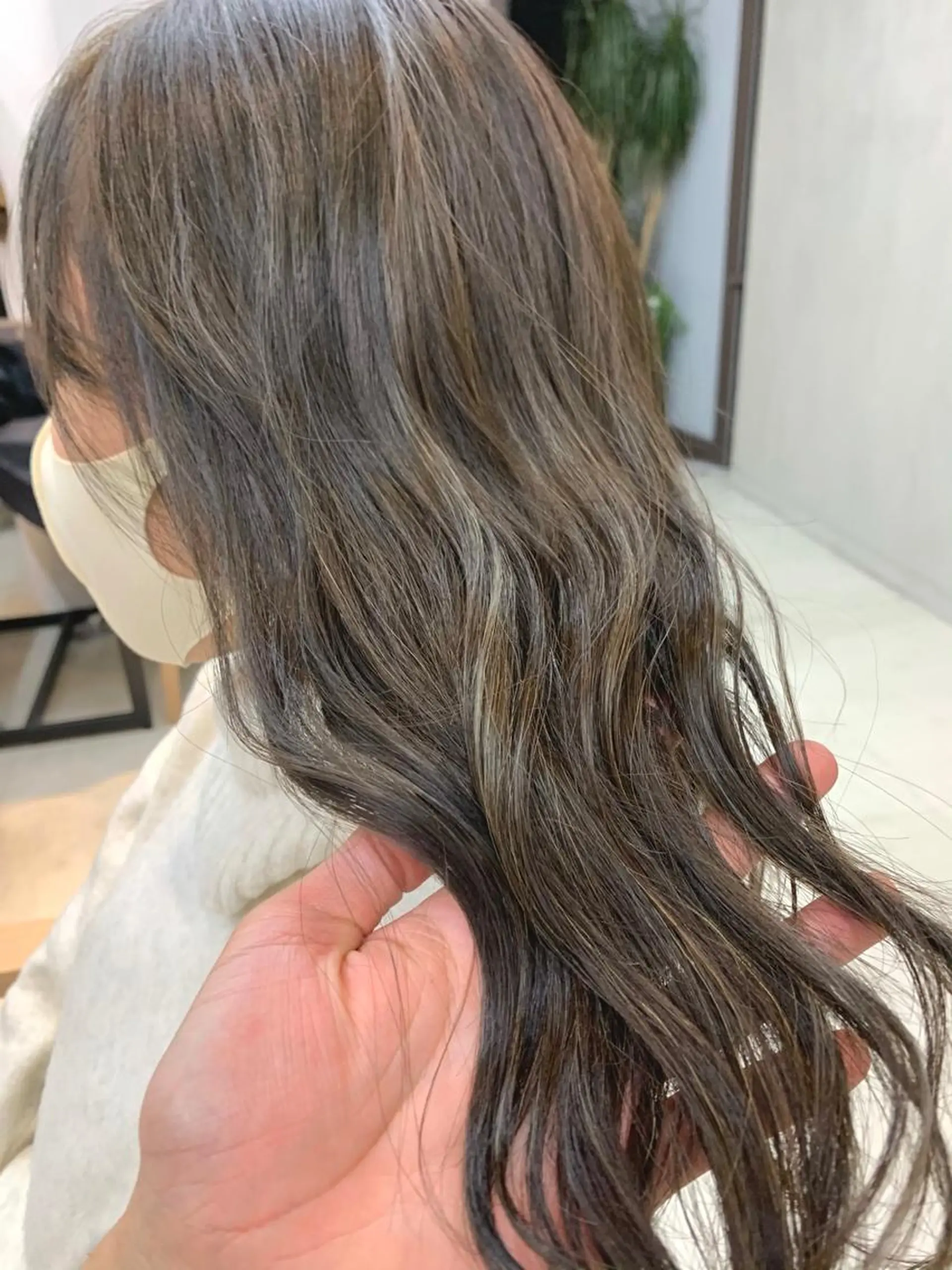 ミディアム カラー ベージュカラー ブリーチ ブリーチなしカラー 似合わせショート×透 明感/やじまたかしのヘアスタイル