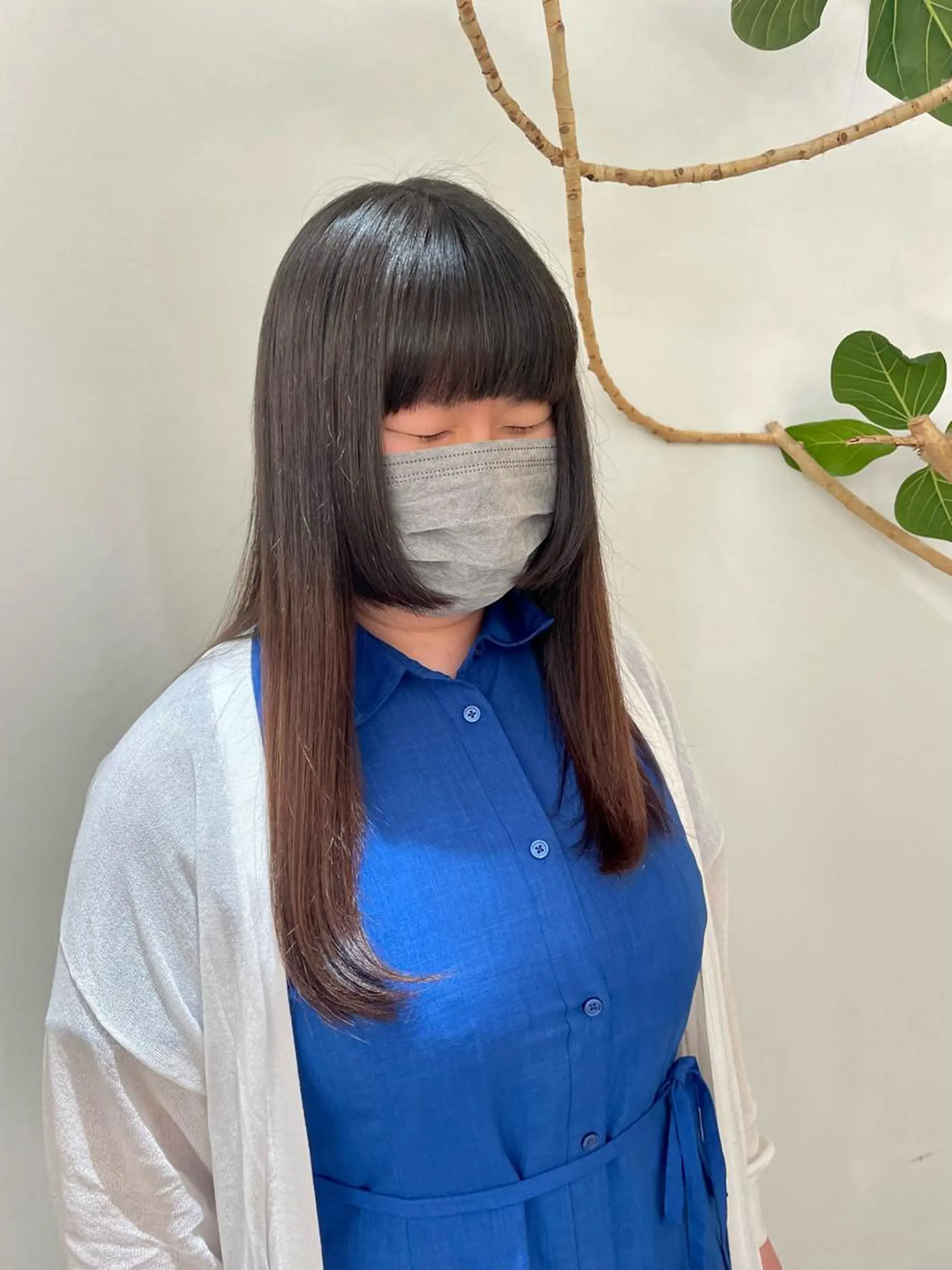 ロング 姫カット 塩谷 雪花のヘアスタイル