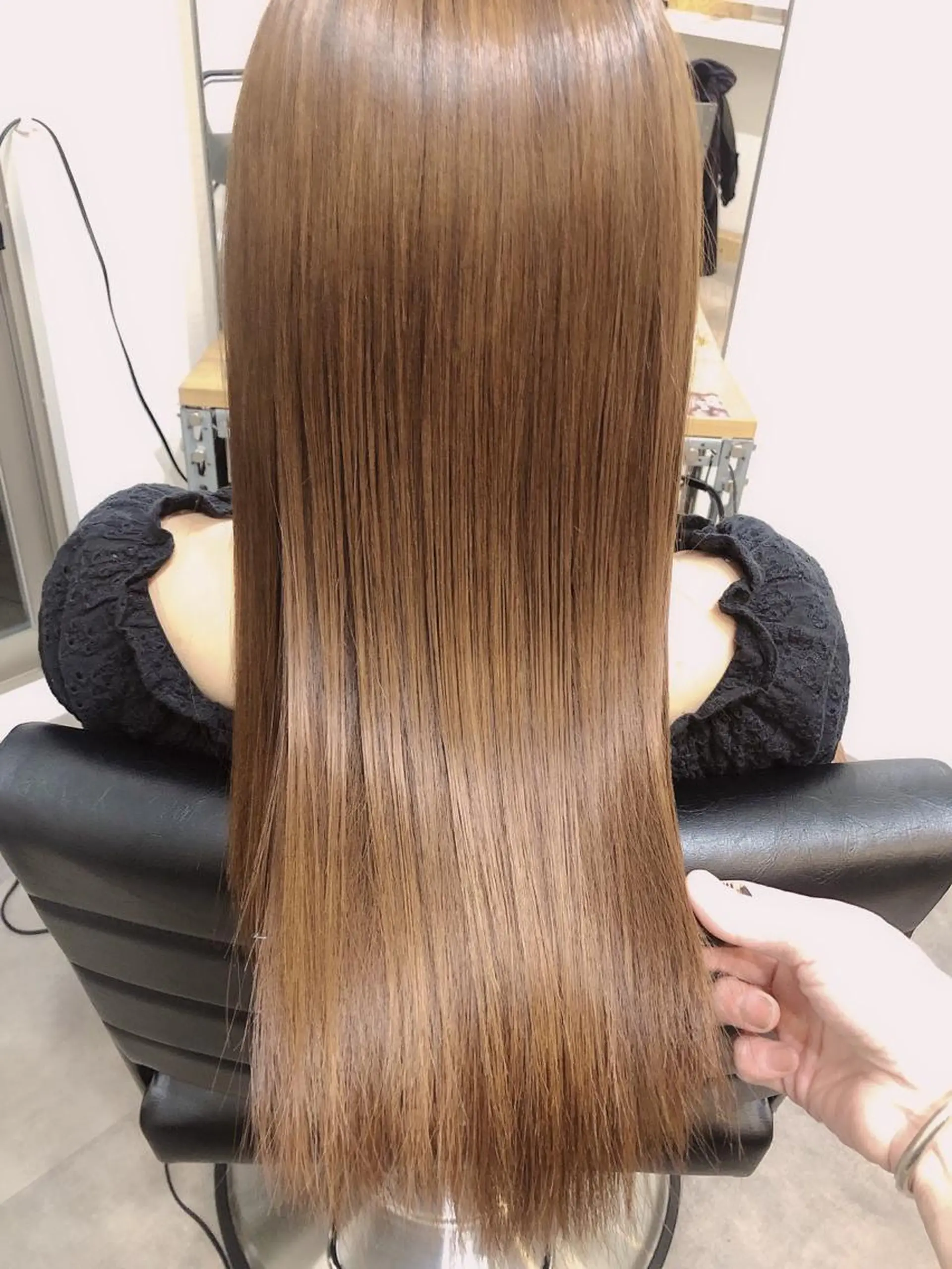 セミロング カット トリートメント OFF YUYAのヘアスタイル