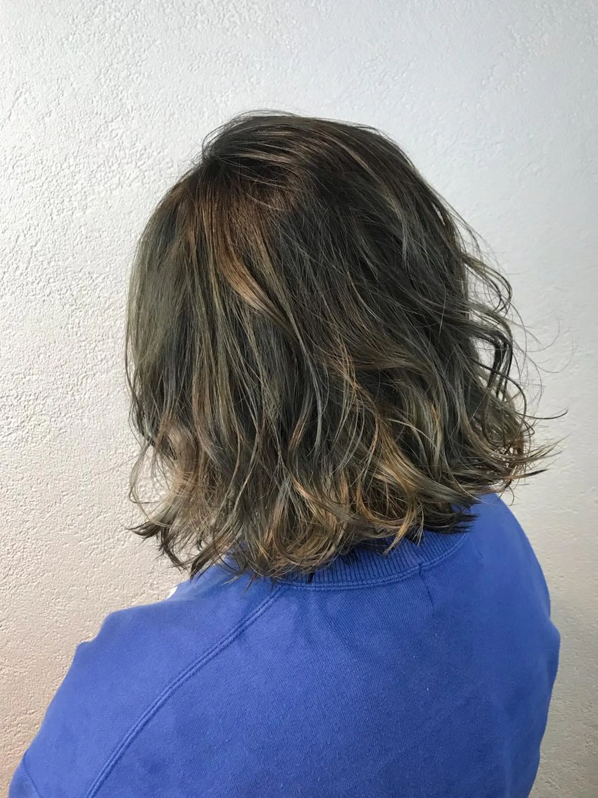 ショート カラー ブルーカラー ブルージュ デザインカラー🌈 高木リョウのヘアスタイル