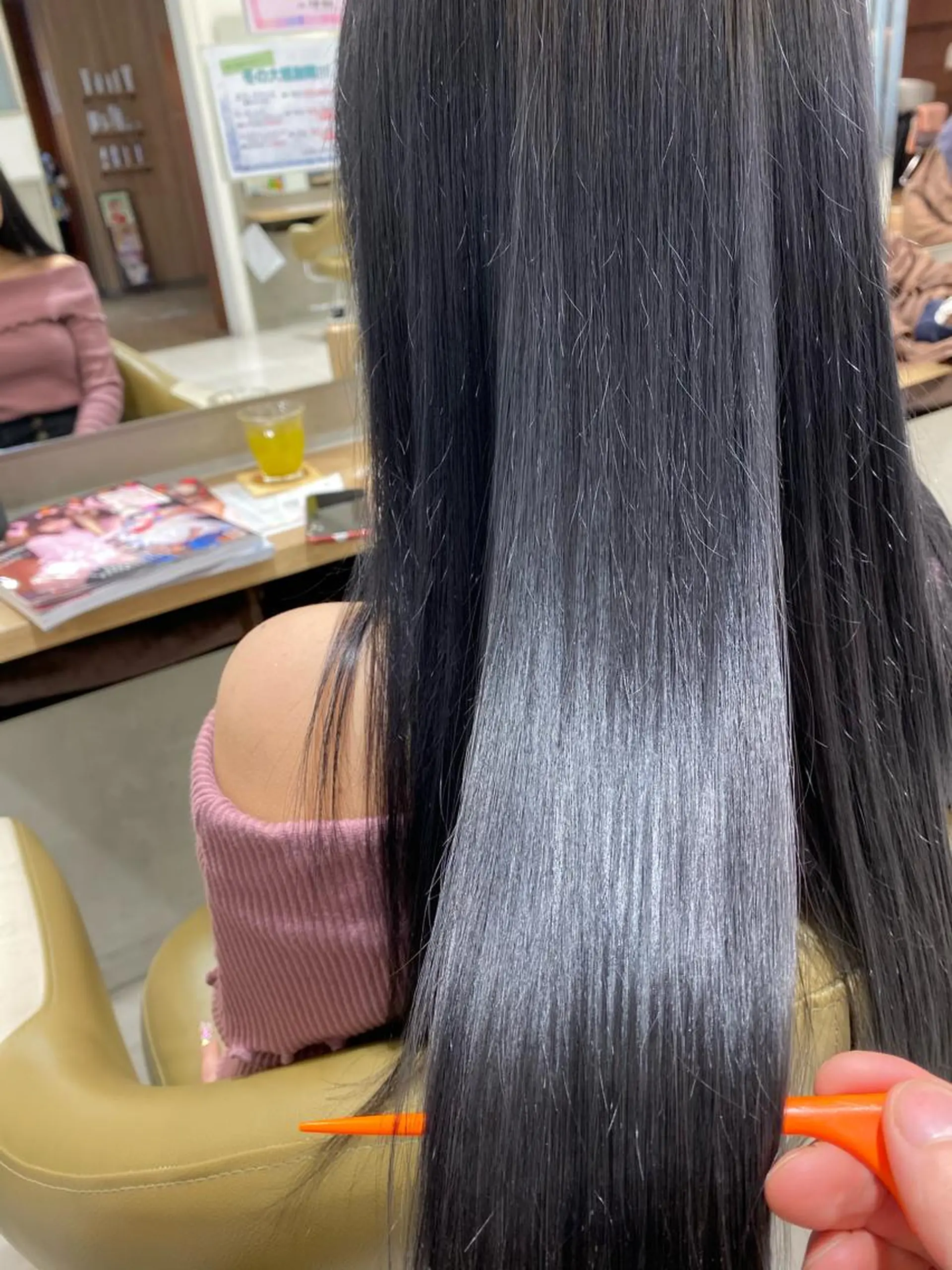 セミロング 「くせ毛の神様」 大野銀也のヘアスタイル