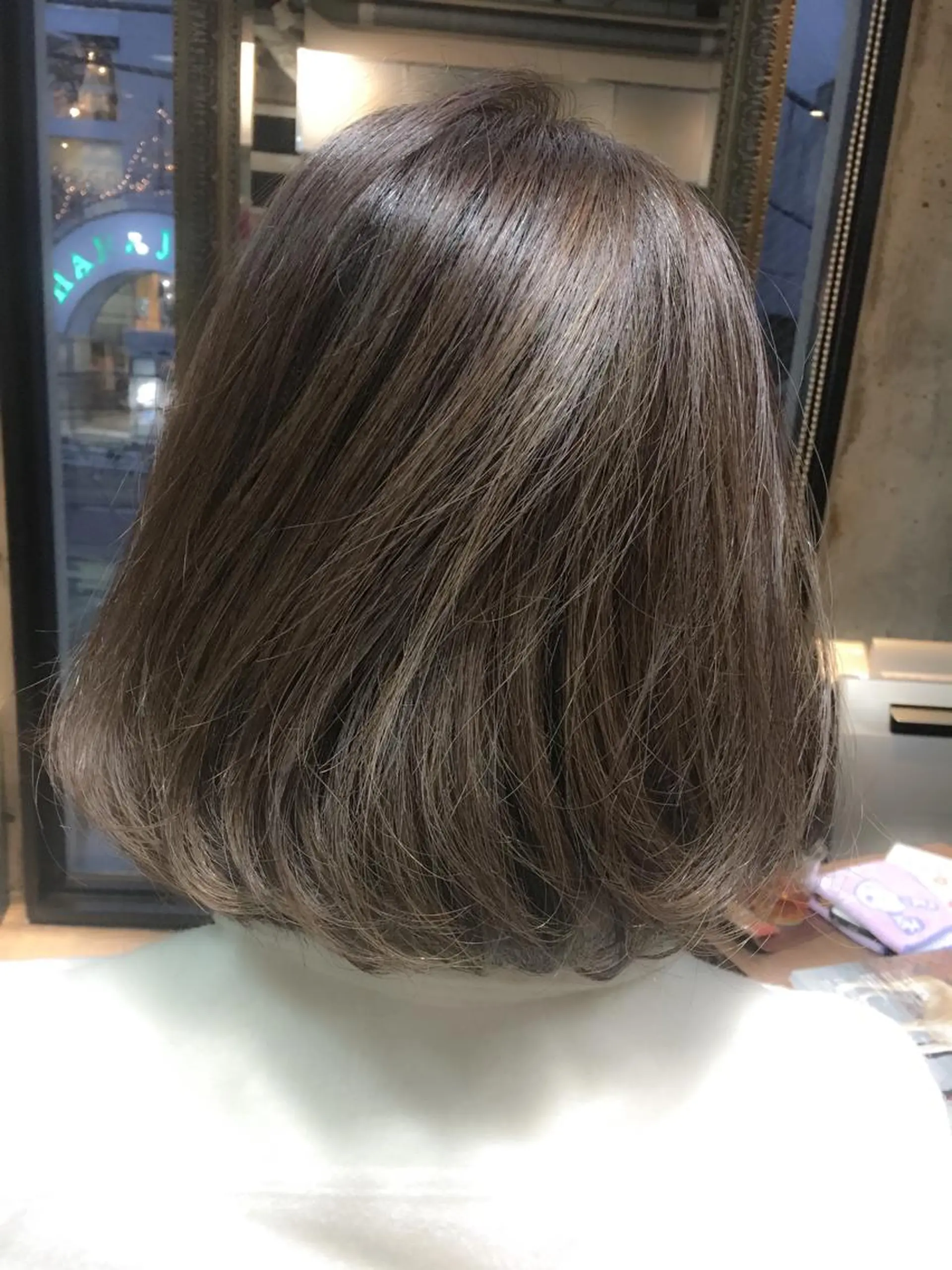 ミディアム カラー アッシュ アッシュグレー アッシュグレージュ グレージュ ハイライトカラー 北條 優輝のヘアスタイル