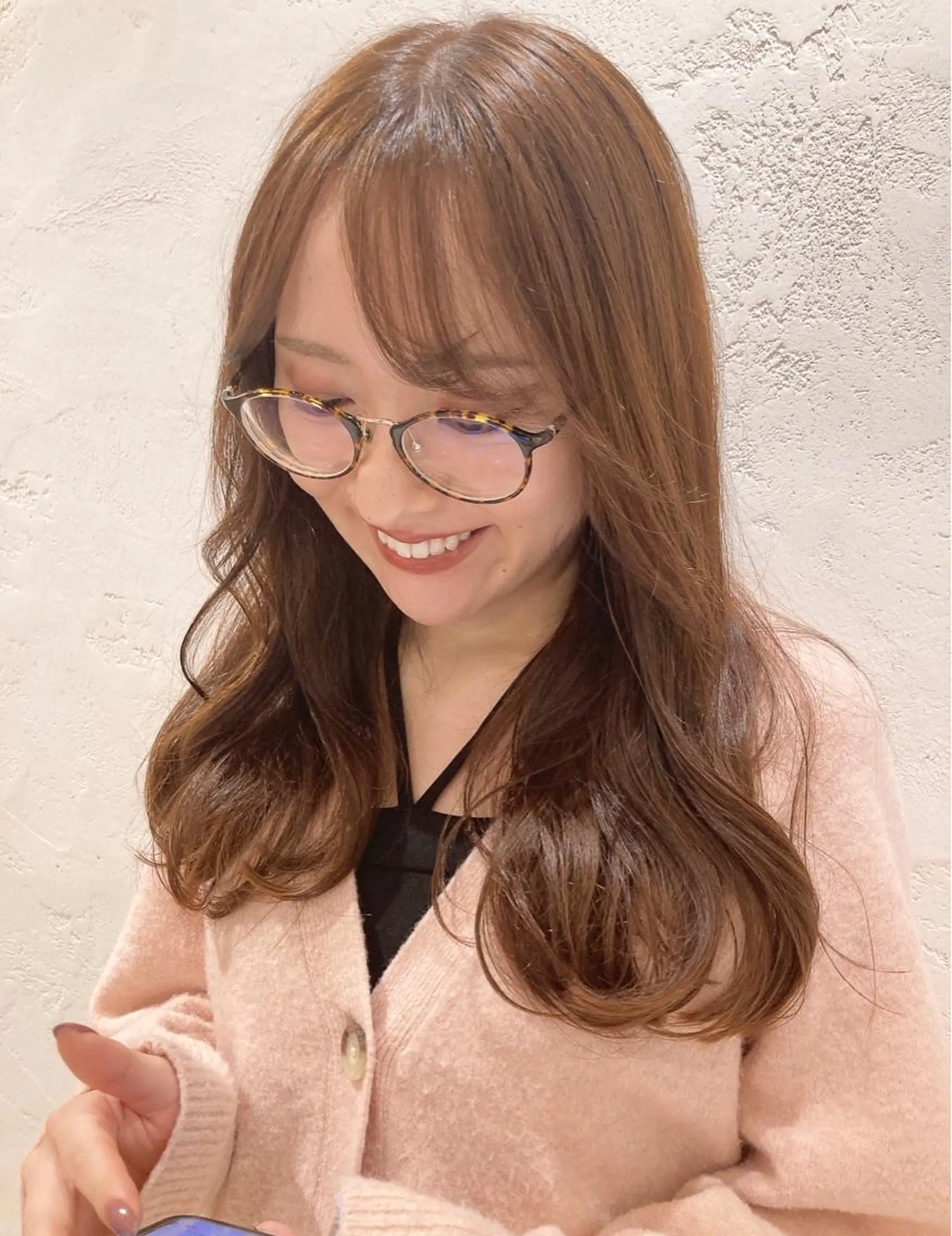 セミロング 韓国風ヘア ヘアカラー 🌈平均評価5🌈 金城リキのヘアスタイル