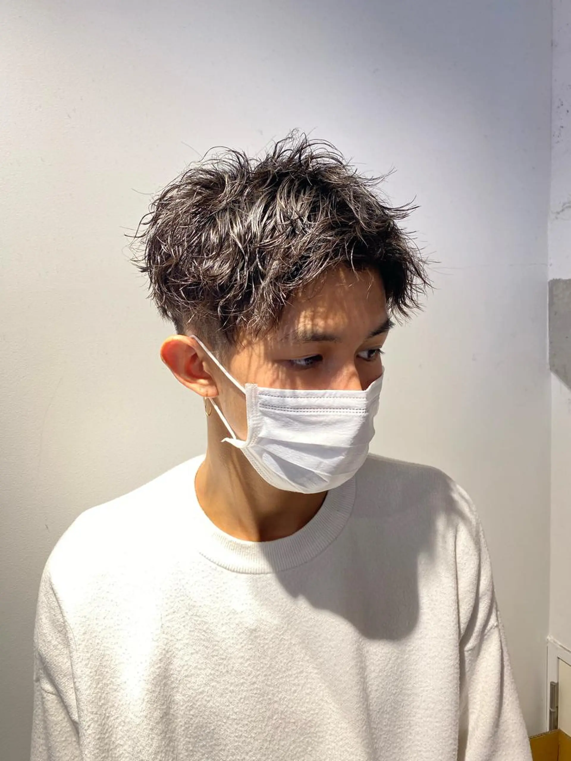 パーマ メンズ カット パーマ 新宿【メンズパーマ】 塩澤太一のヘアスタイル