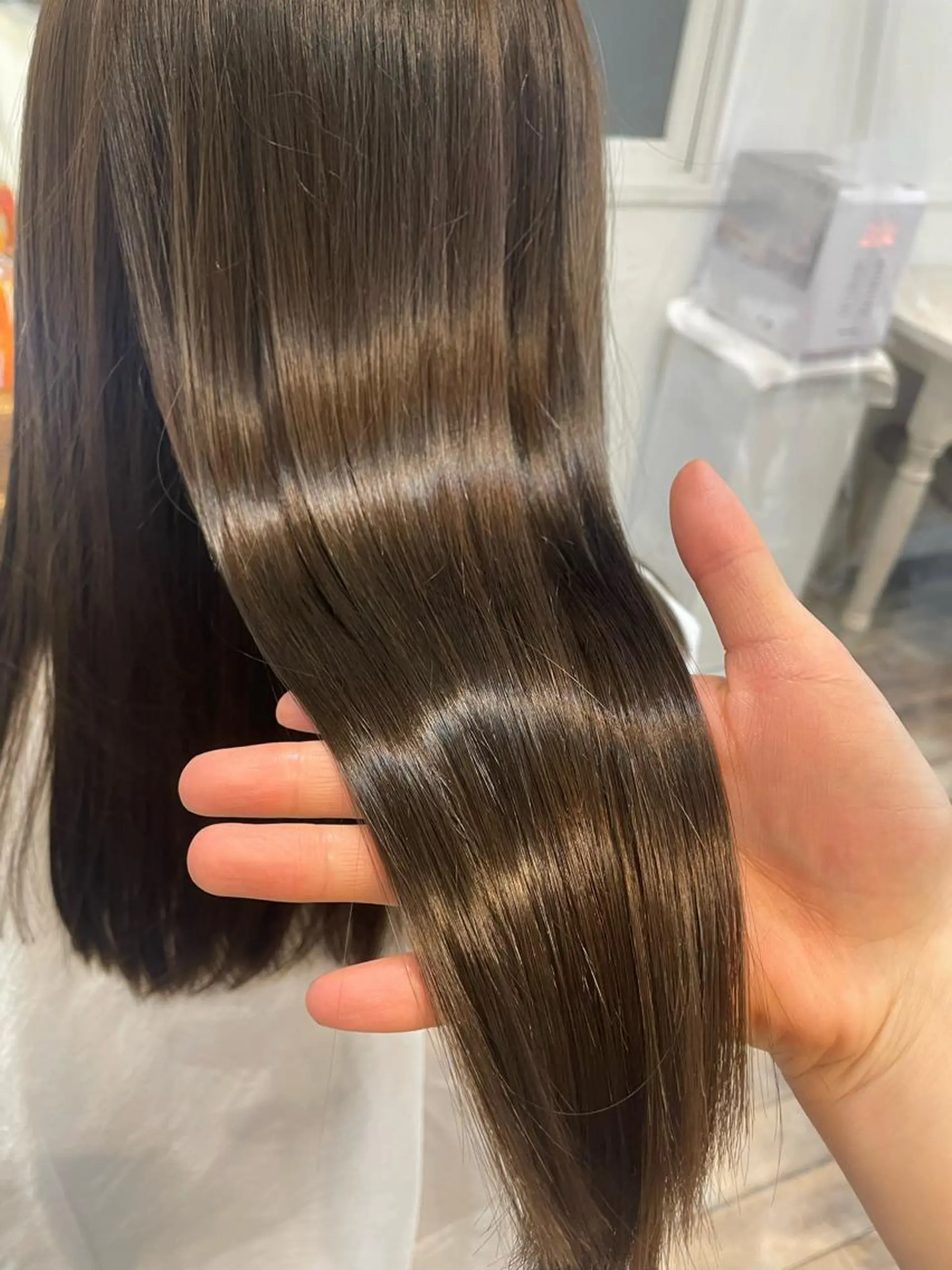 セミロング カラー 透明感カラー Lila六甲道 くにかねのマツエク・マツパデザイン