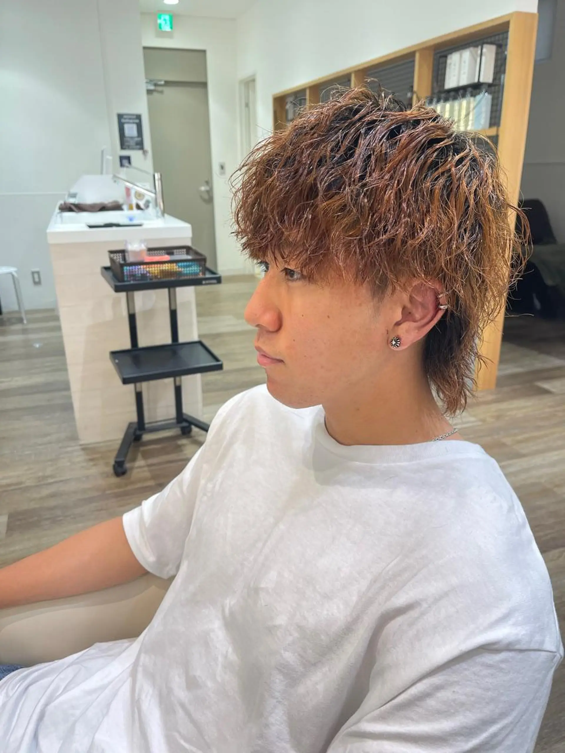 ミディアム カラー パーマ メンズ メンズパーマフェード シモジタカヒロのヘアスタイル