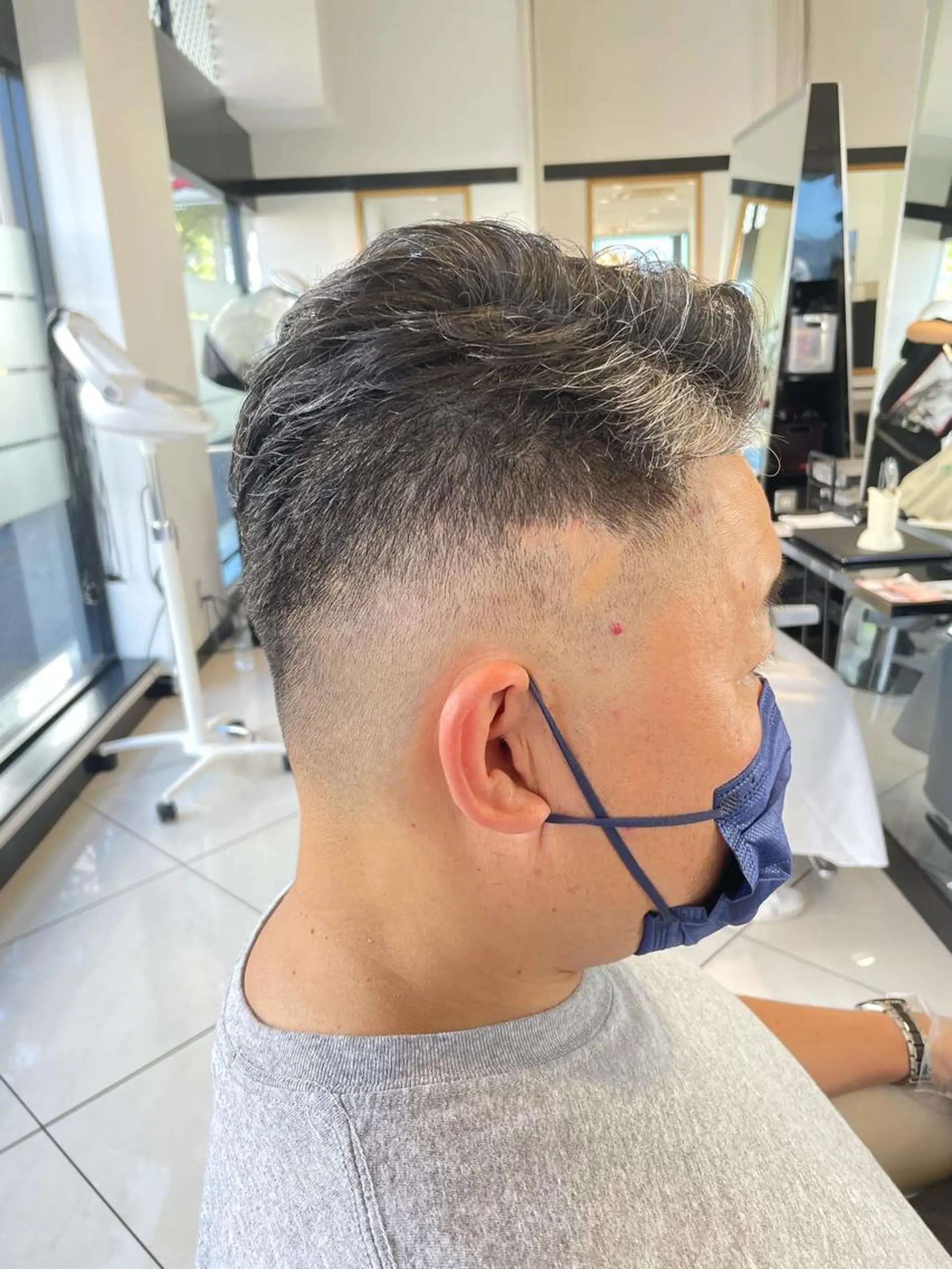 ショート メンズ フェードカット Men's hair salon First 中百舌鳥店所属・First なかもず 店 YUKIのヘアスタイル