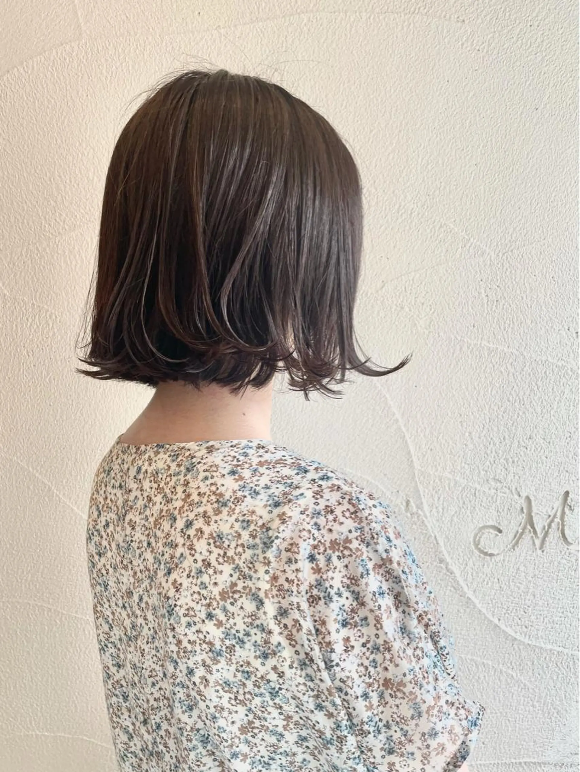 ショート カラー アクアカラー ベージュカラー ブリーチ ケアブリーチ ハイライトカラー 王子田 隼のヘアスタイル