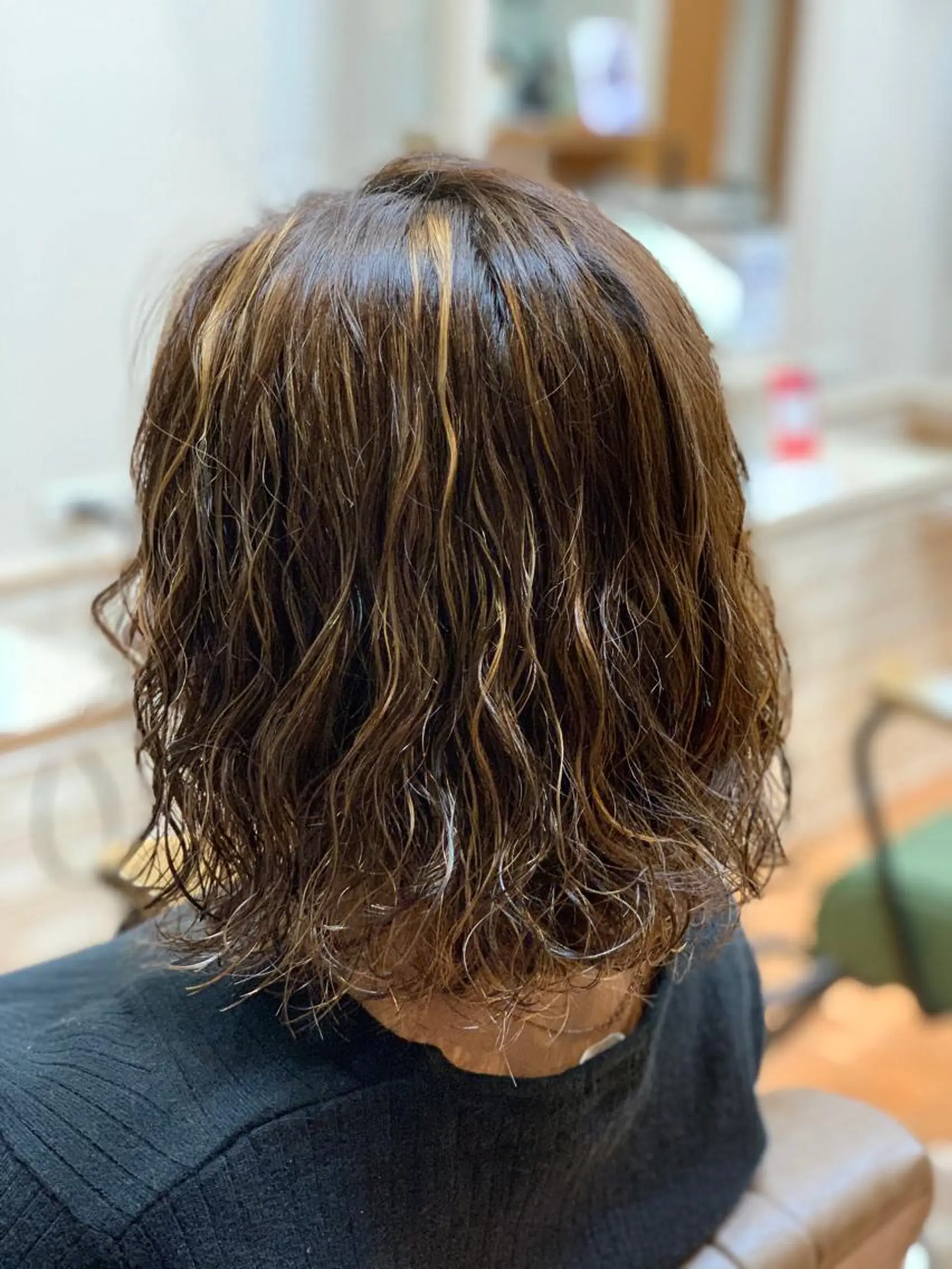 ミディアム カラー ミディアムパーマ 髪質改善で人気⭐️ 川元裕範（ヒロノリ）のヘアスタイル