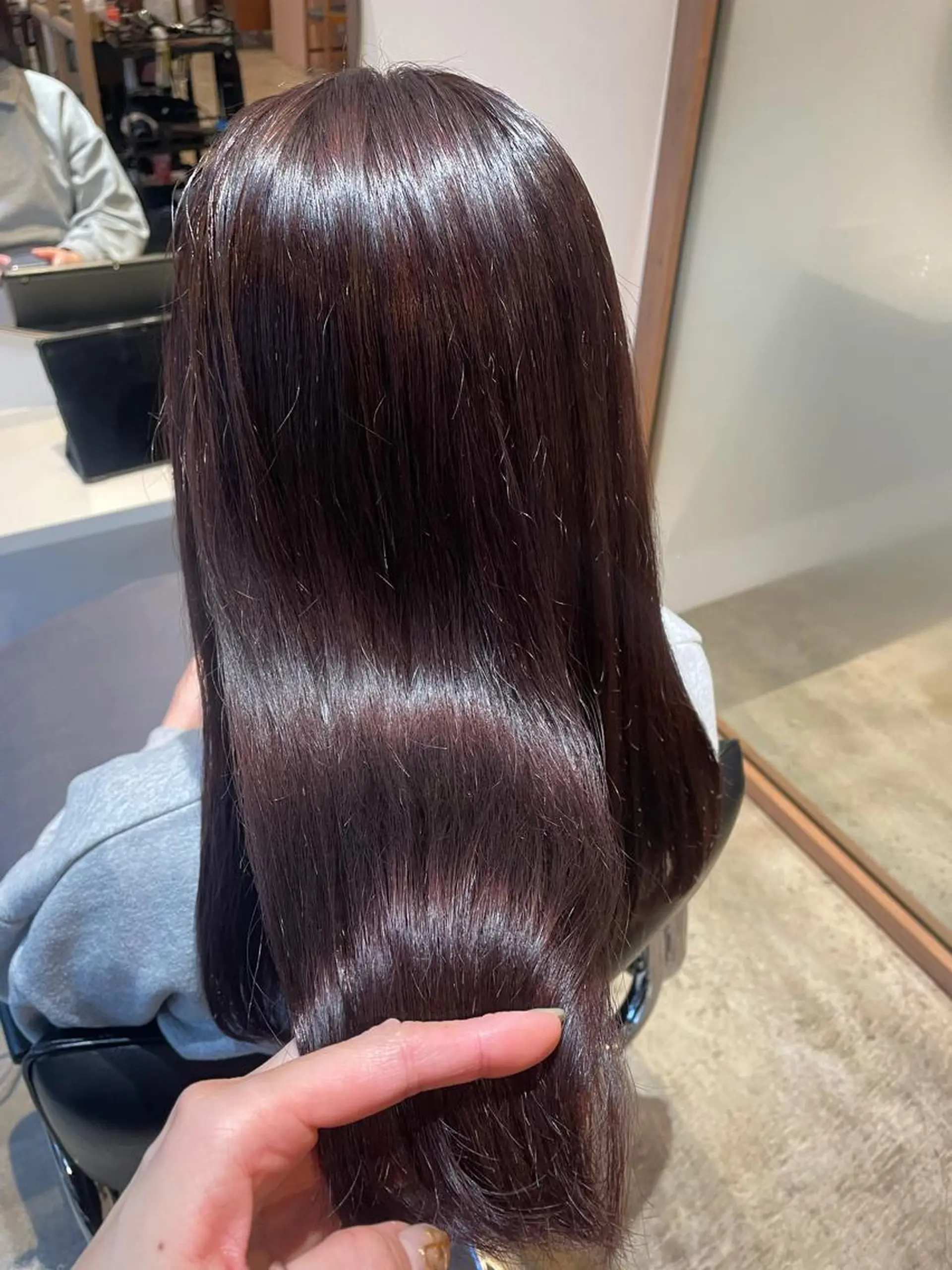 セミロング カラー ブリーチ ブリーチなしカラー レッドカラー 髪質改善 縮毛矯正 カット ヘアカラー 縮毛矯正 トリートメント 中目黒🌼 🌼ハナのヘアスタイル