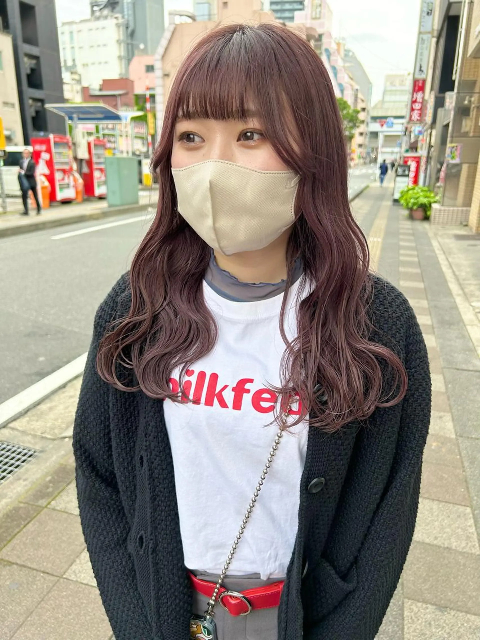 ロング W所属・小林 朋花のヘアスタイル
