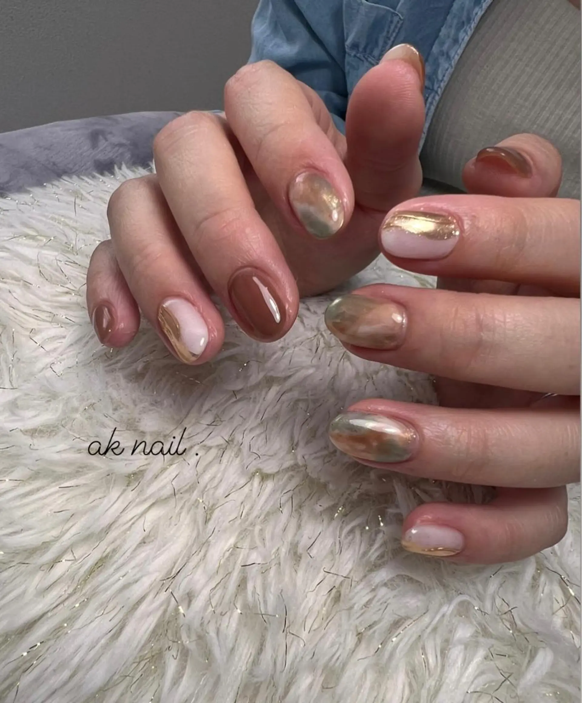 ミディアム ネイル ハンドネイル ak nail .のネイルデザイン