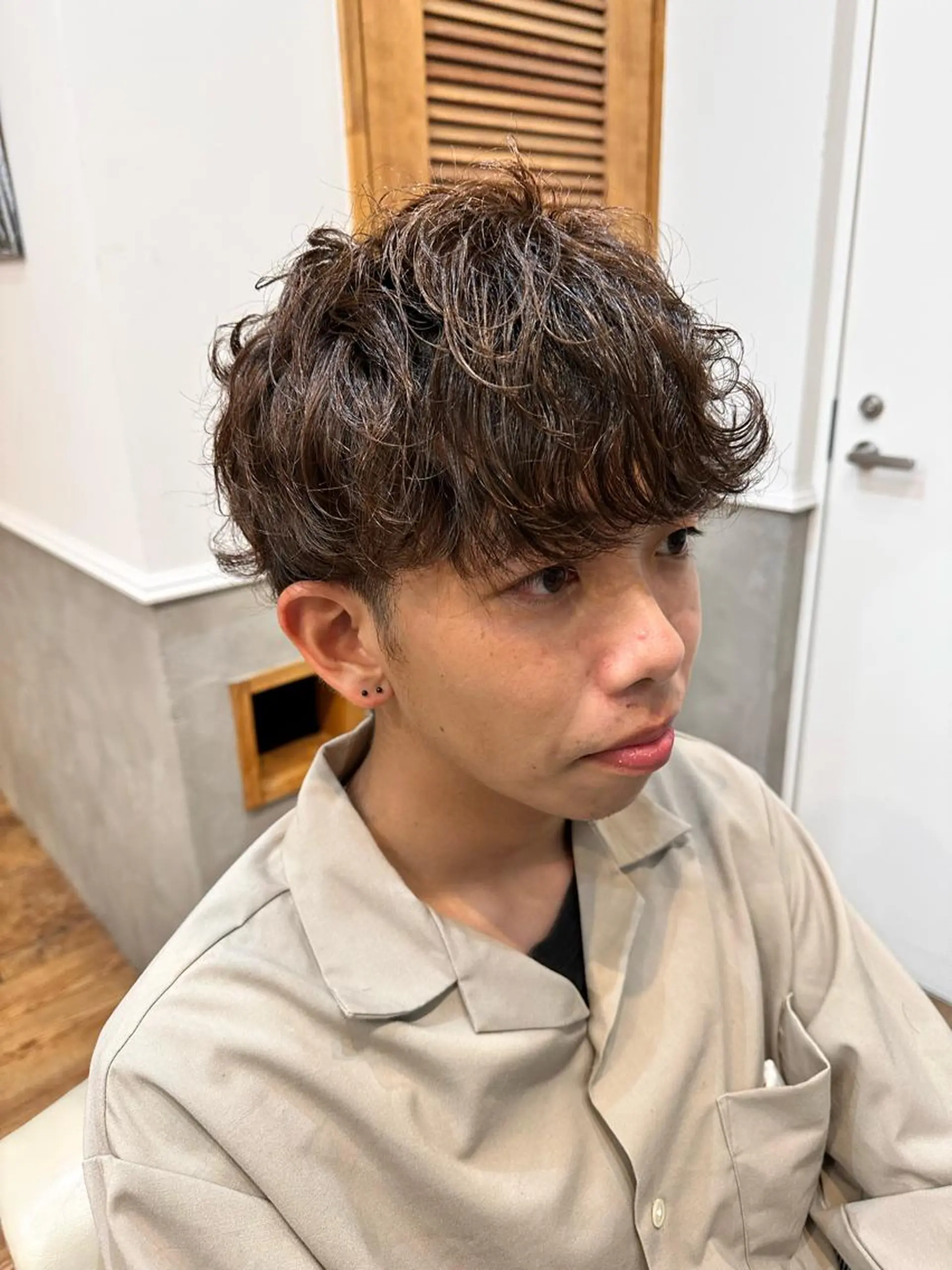 ショート パーマ ボブ、レイヤー、 ハイトーン、古淵のヘアスタイル