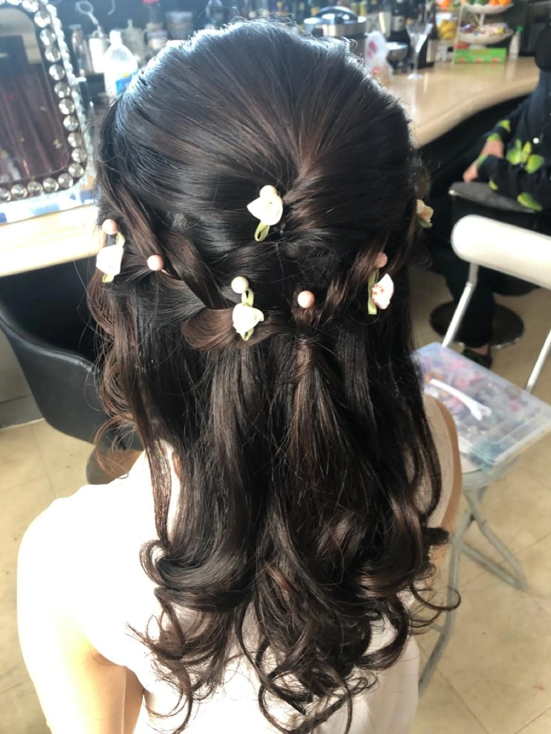セミロング ヘアアレンジ 銀河 ティンガーラのヘアスタイル