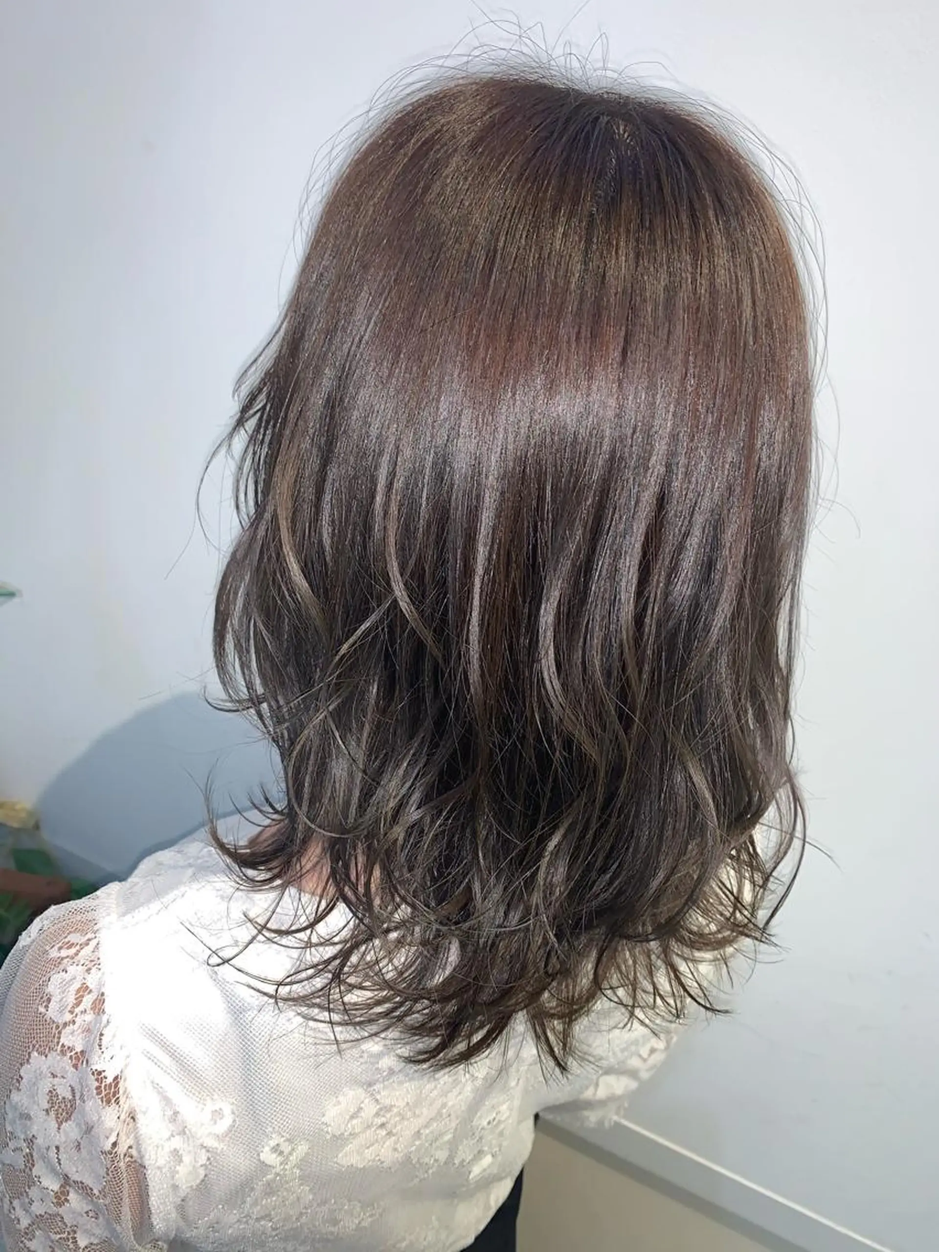 ミディアム カラー デザインカラー ハイライトカラー ハイライト 極艶透明感カラー💖 髪質改善/出雲つぐみのヘアスタイル