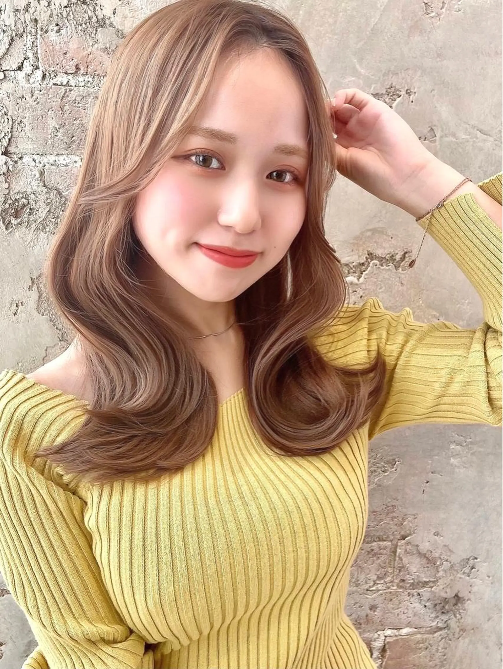 ロング カラー パーマ ヘアアレンジ くびれヘア 韓国風ヘア Surpass所属・🌈小顔似合わせ SHIHO🌈のヘアスタイル