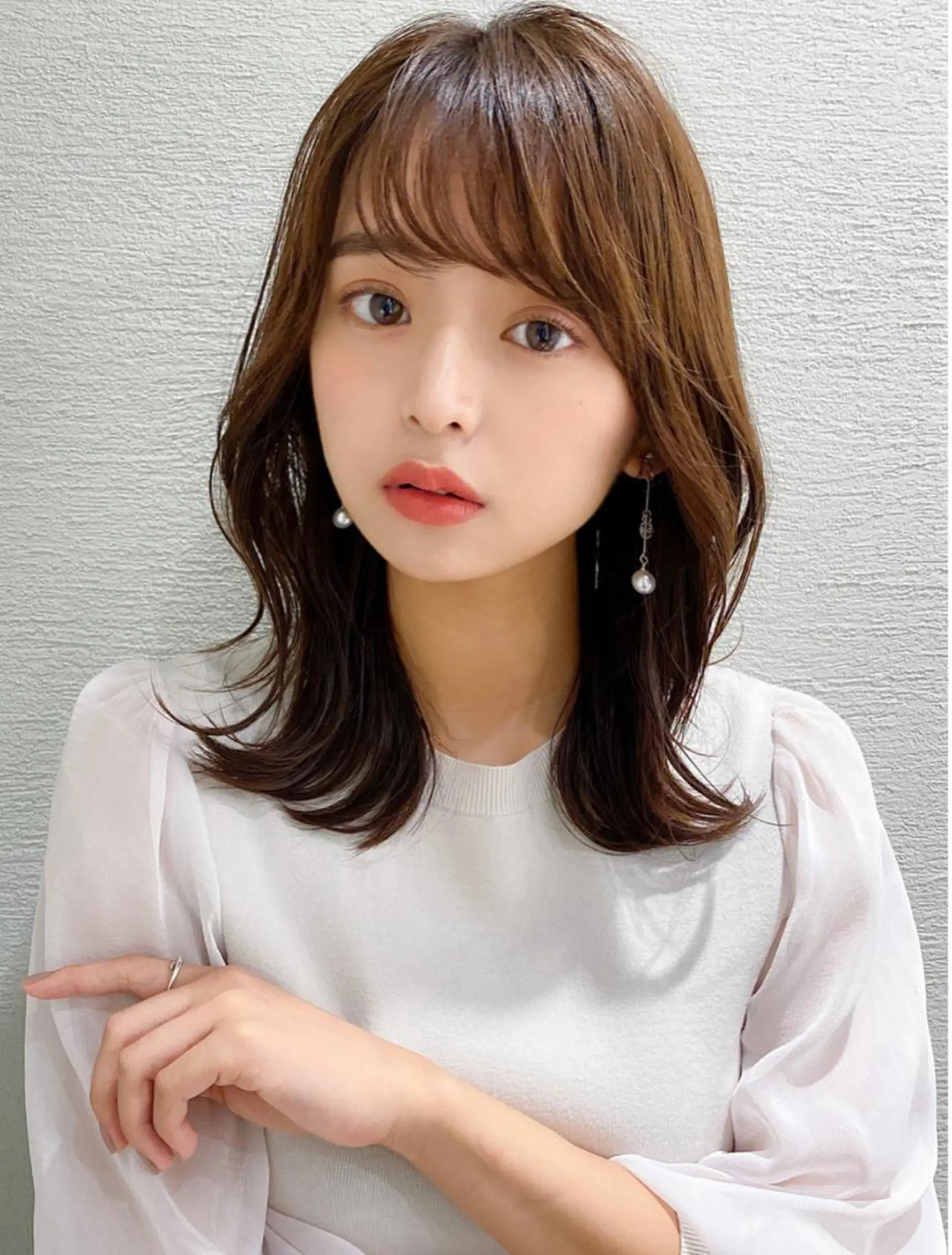 ミディアム くびれヘア 韓国風ヘア カット ヘアカラー トリートメント 【愛され小顔カット】 YOSHIKIヘアのヘアスタイル