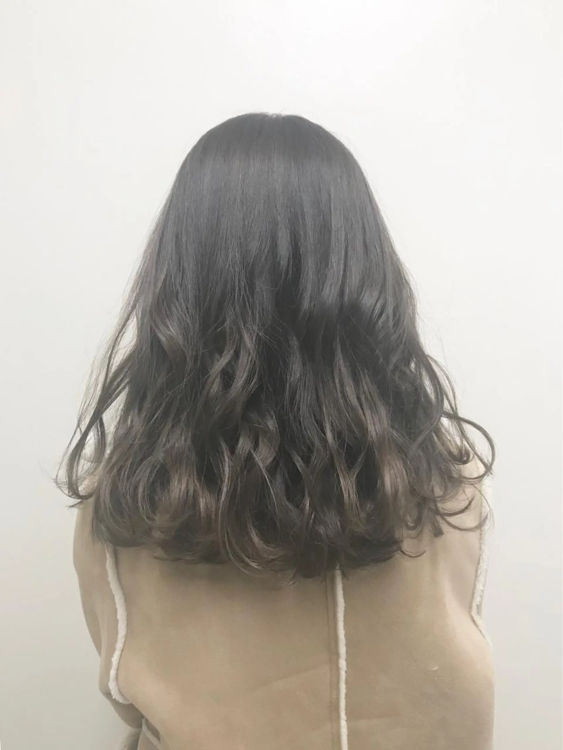 ミディアム カラー グレージュ エリアNo.1カラー ⭐️hikaru⭐️のヘアスタイル