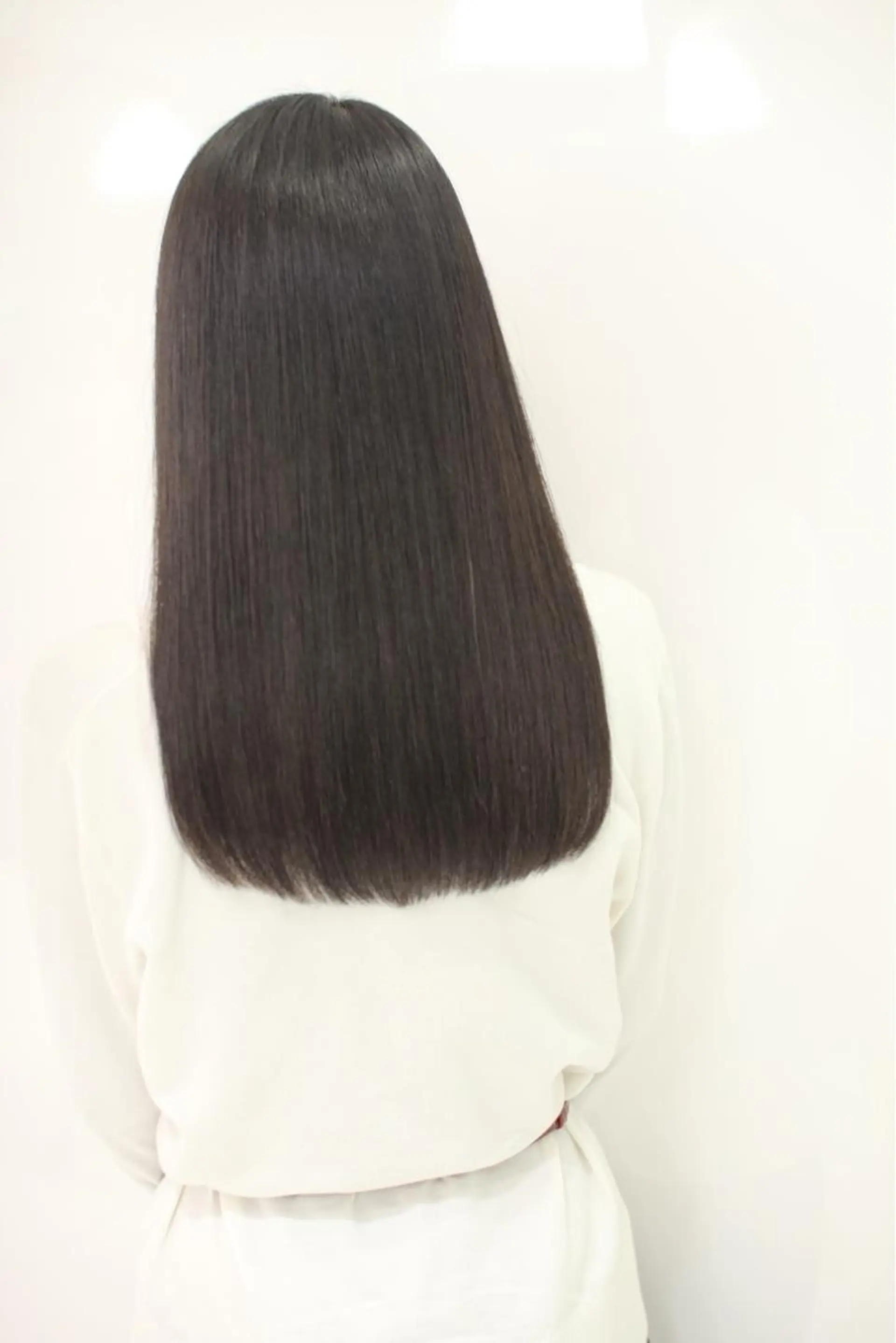 セミロング 髪質改善 トリートメント due(ドゥーエ）所属・onishi yoshinaoのヘアスタイル