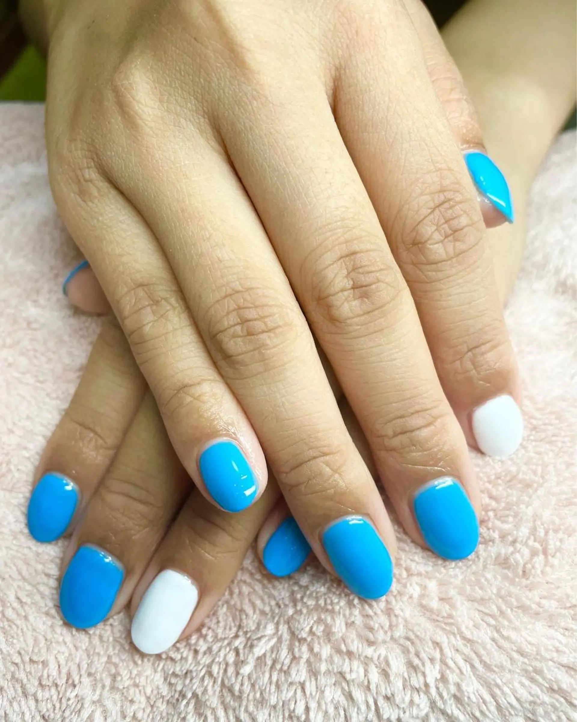 ネイル ハンドネイル nail salon Re:na-juのネイルデザイン