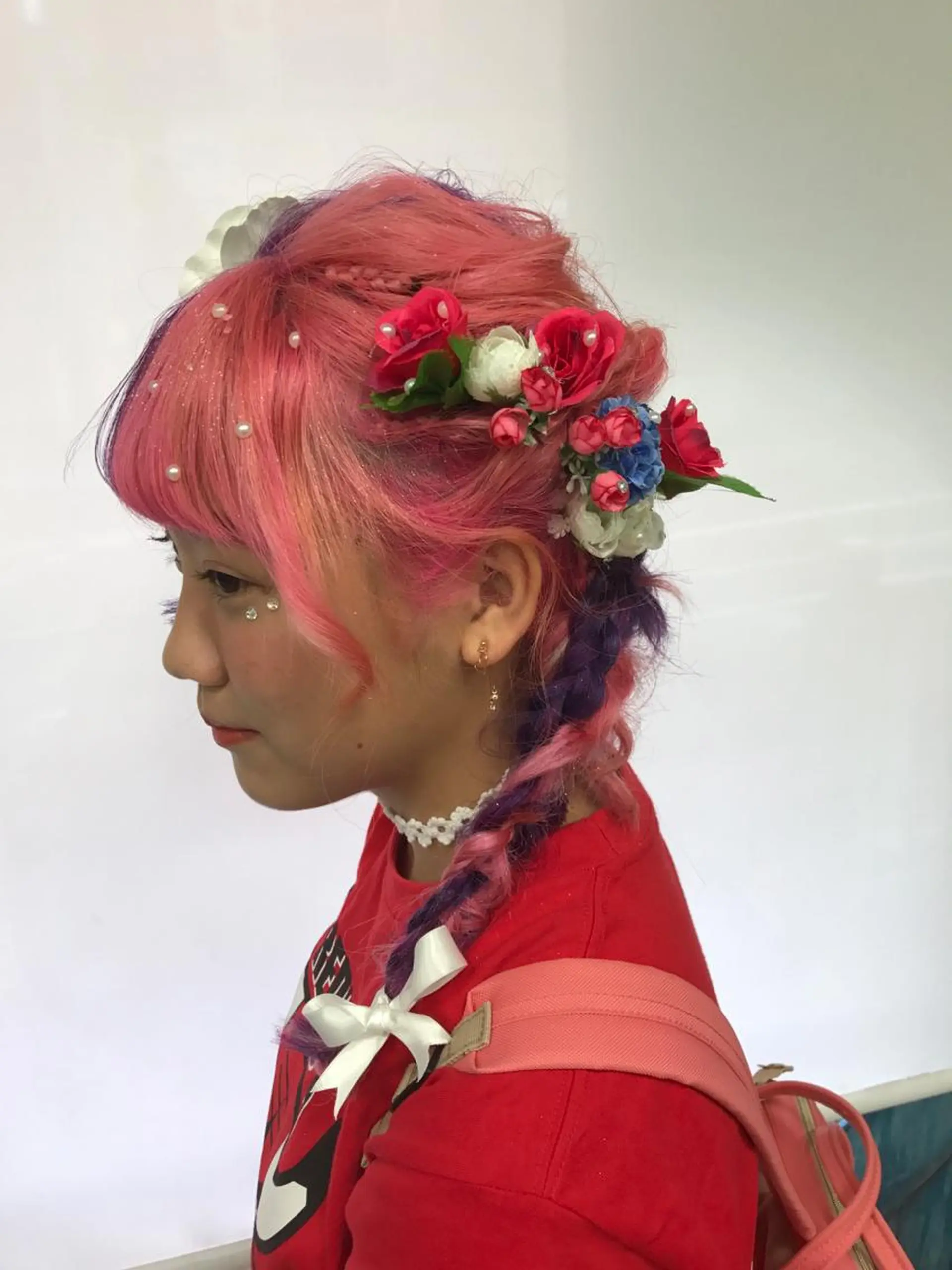 セミロング カラー ピンクカラー 平尾 拓也のヘアスタイル