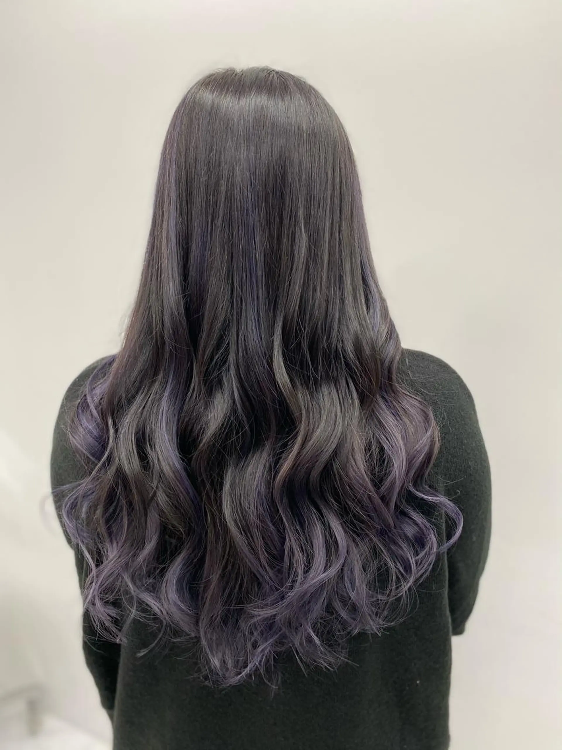 ロング カラー グラデーションカラー ハイライトカラー パープルカラー ハイライト レイヤー/ハイトーン 🧸SENAのヘアスタイル