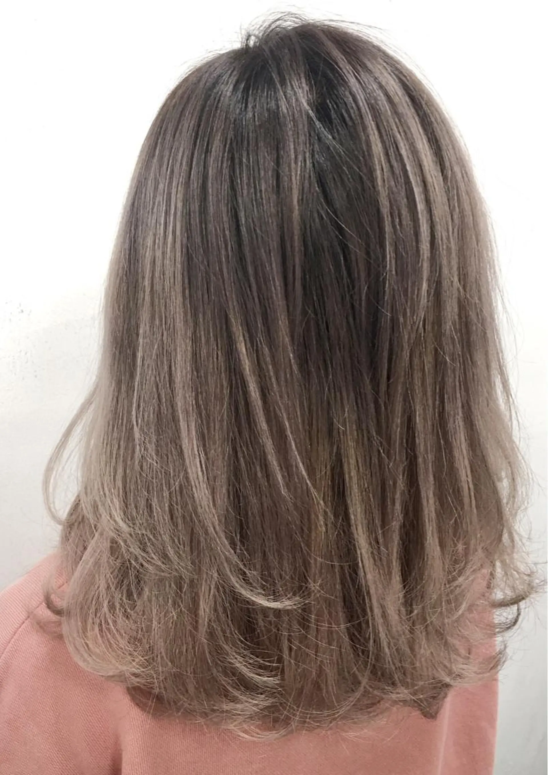 セミロング カラー エクステの神様 ▫️原島ユウヤ▫️のヘアスタイル