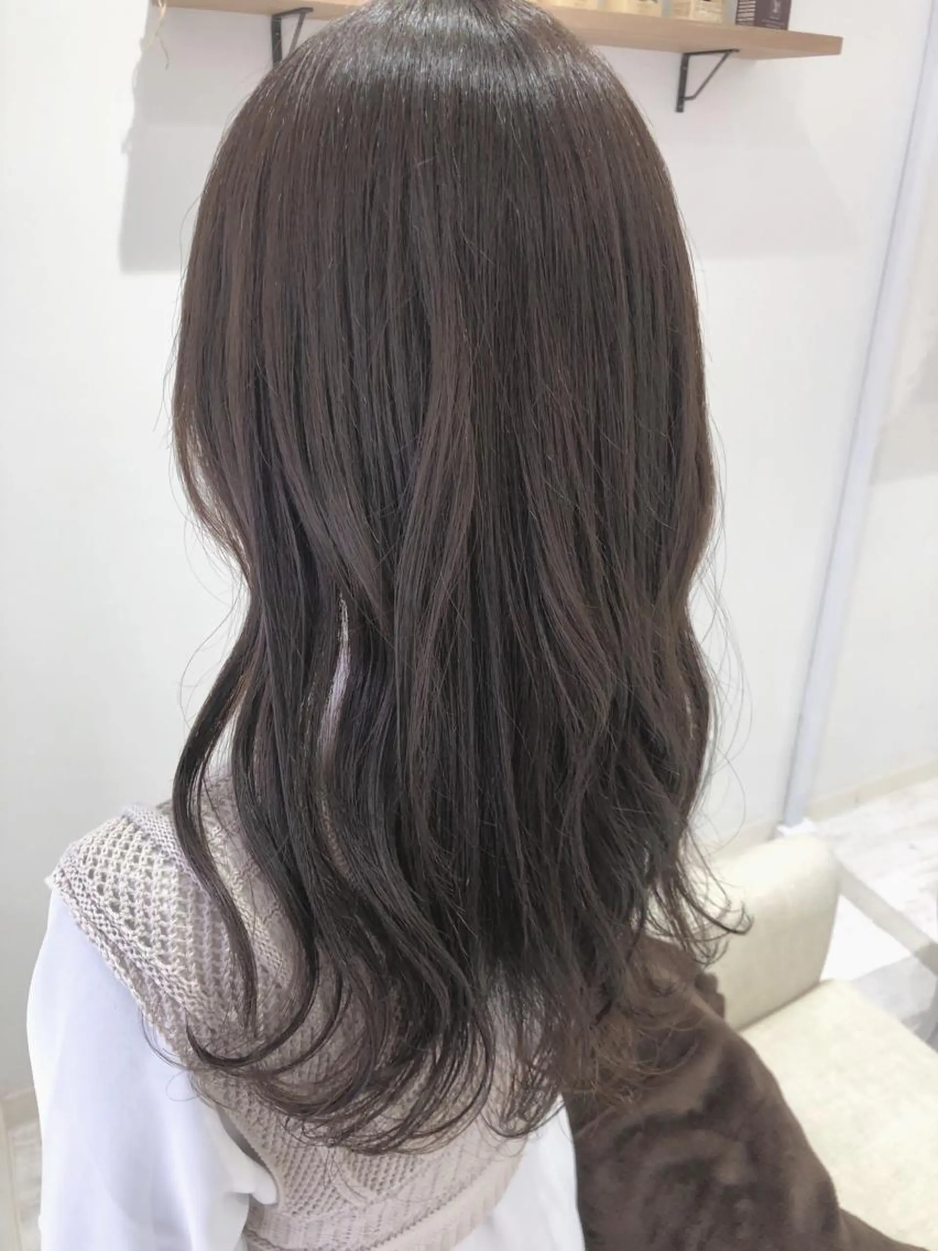 セミロング カット ヘアカラー トリートメント 顔タイプヘアデザイン マイスター®︎のヘアスタイル