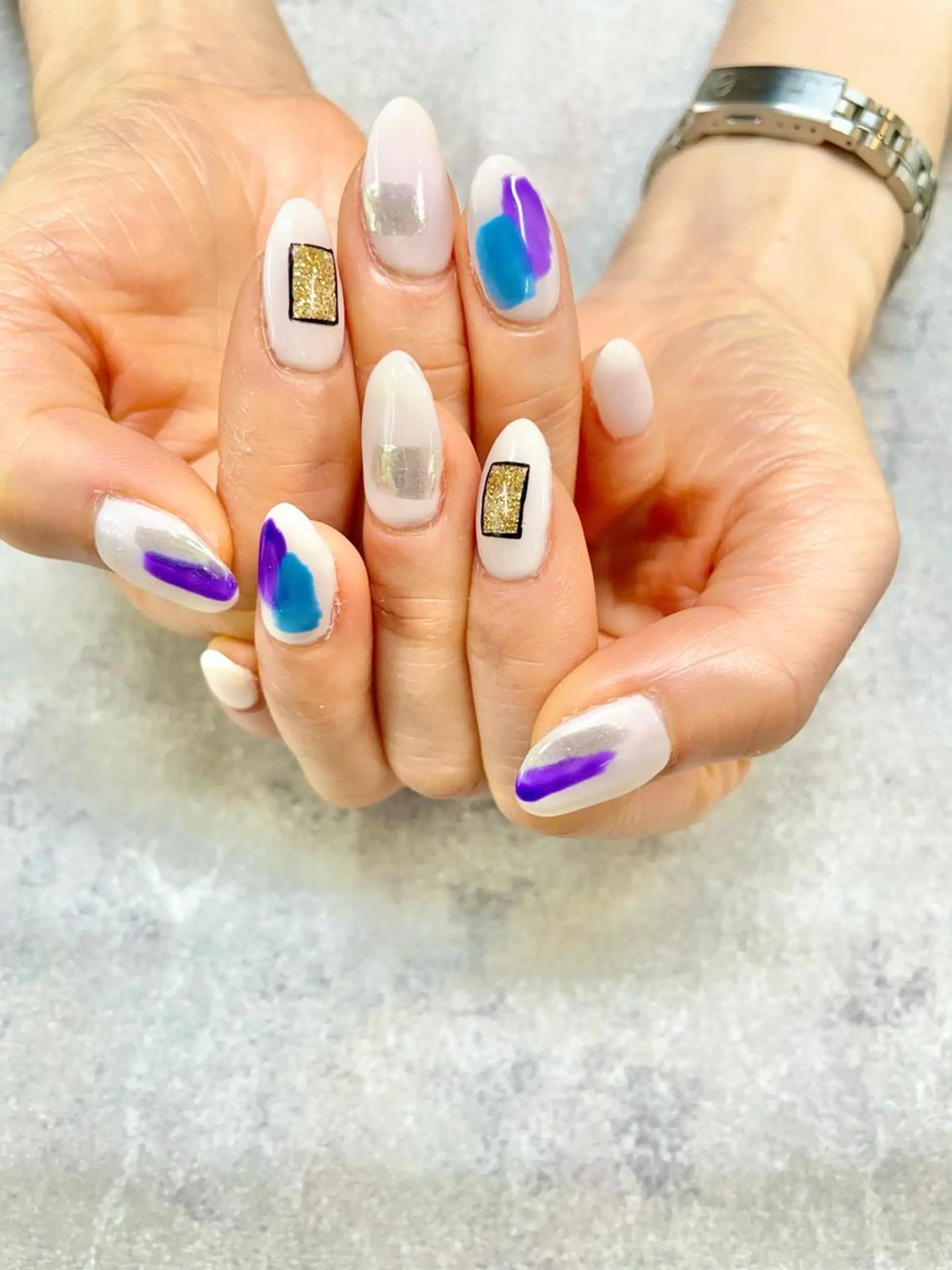 ネイル ブルー ゴールド パープル ホワイト ハンドネイル .N YUKIのネイルデザイン