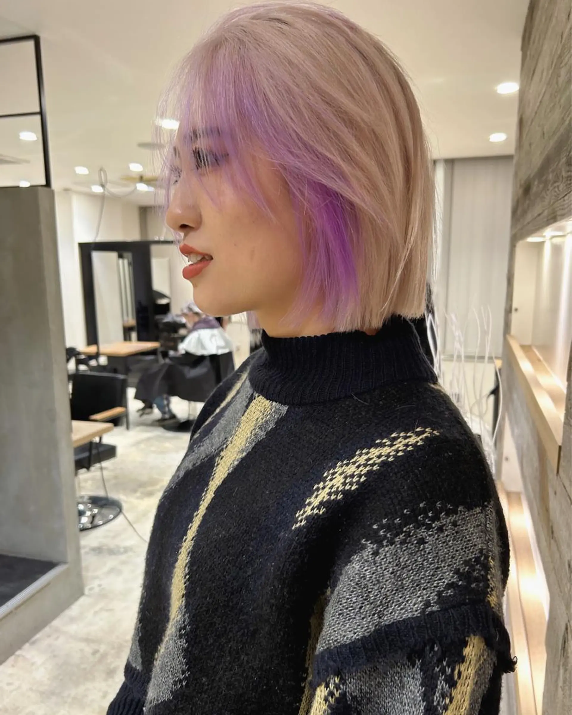 ショート カラー 抜きっぱなしブロンド ブロンド カット ヘアカラー トリートメント Loom.所属・村上雅人 ナチュラルモードのヘアスタイル