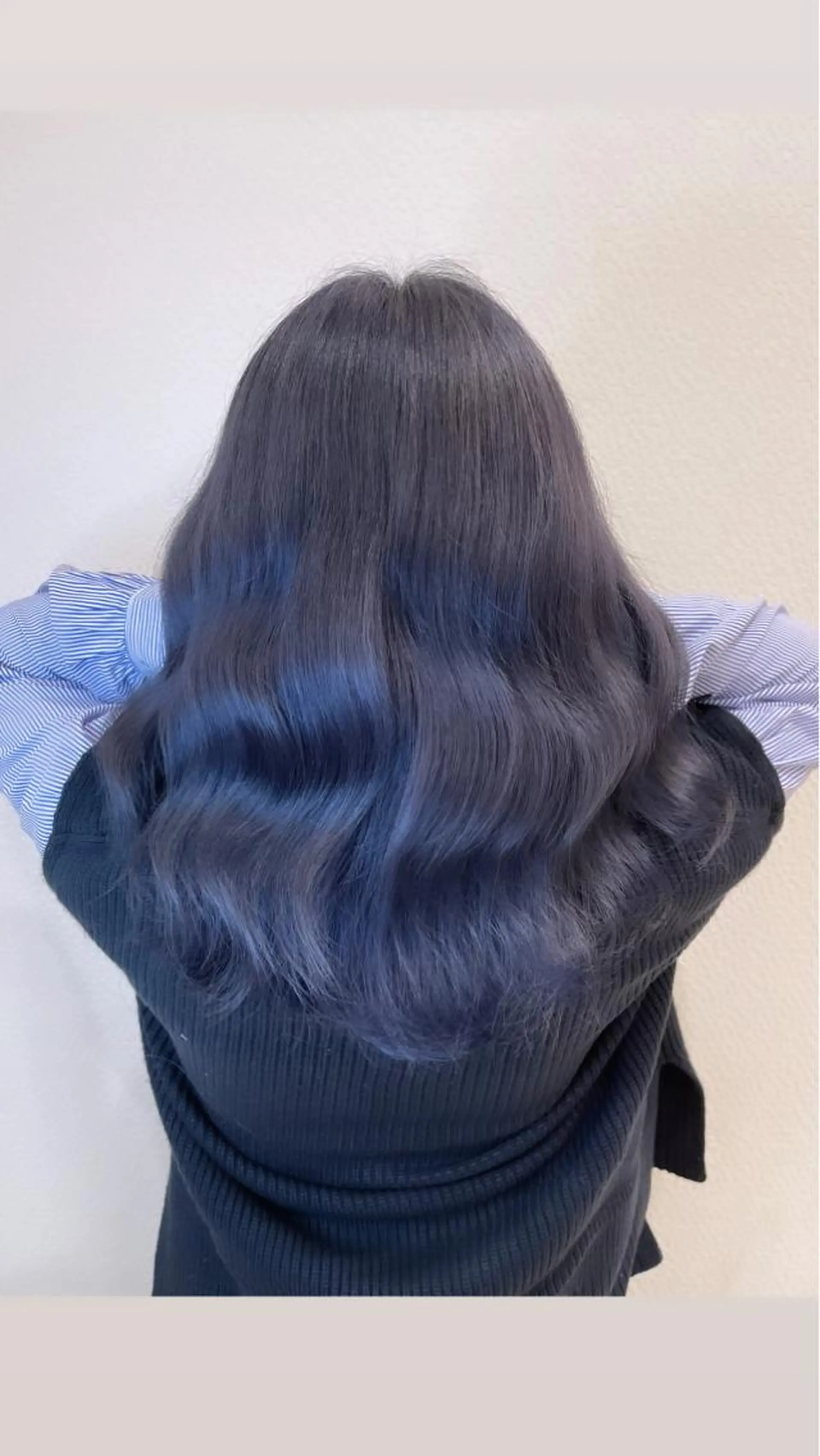 カラー ブルーカラー ネイビーカラー カット ヘアカラー トリートメント 名古屋のピンク好き かずくん🦩のヘアスタイル