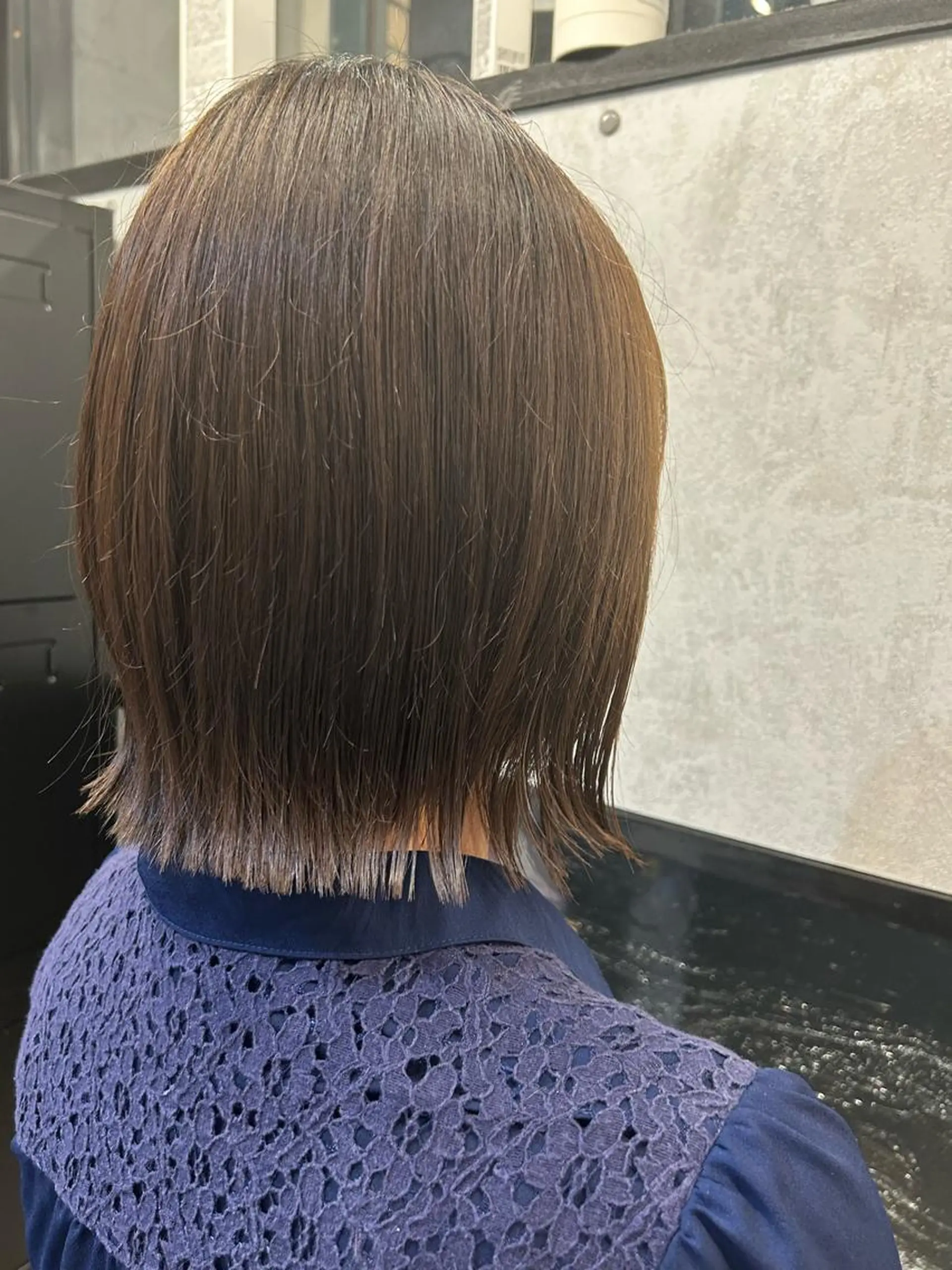ショート ヘアアレンジ 切りっぱなしボブ ボブ 外ハネヘア 飯塚 沙衣のヘアスタイル