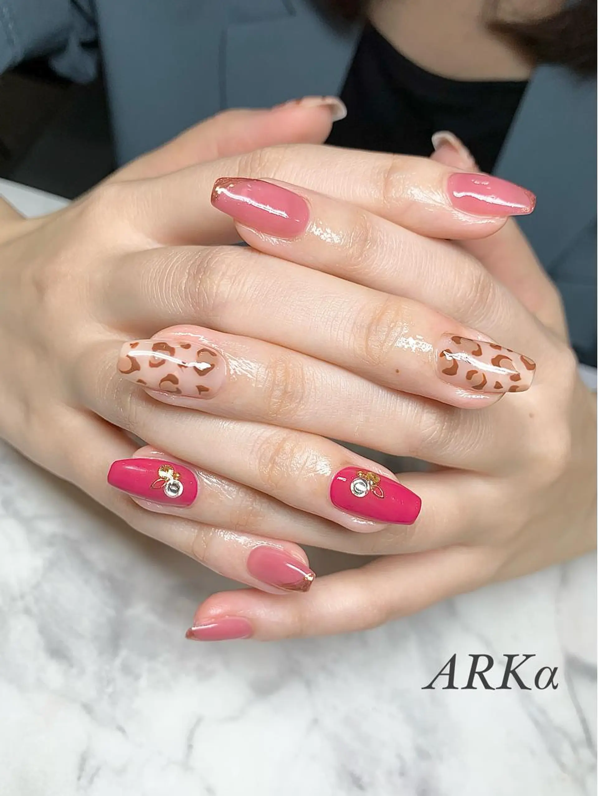 セミロング ネイル ミラーネイル ハンドネイル ARKα SHIORIのネイルデザイン