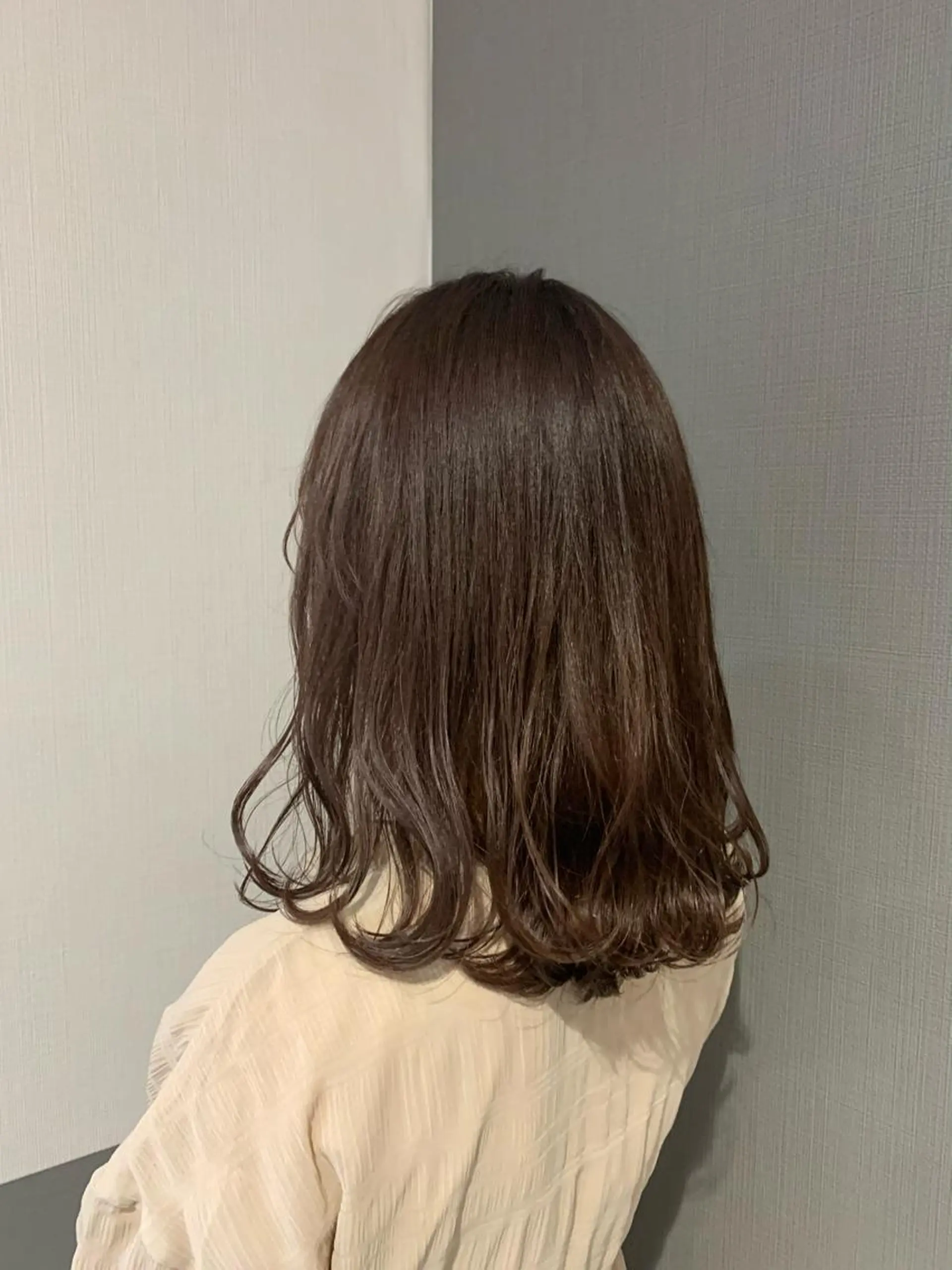 ミディアム カラー Eleanor 立川北口のヘアスタイル