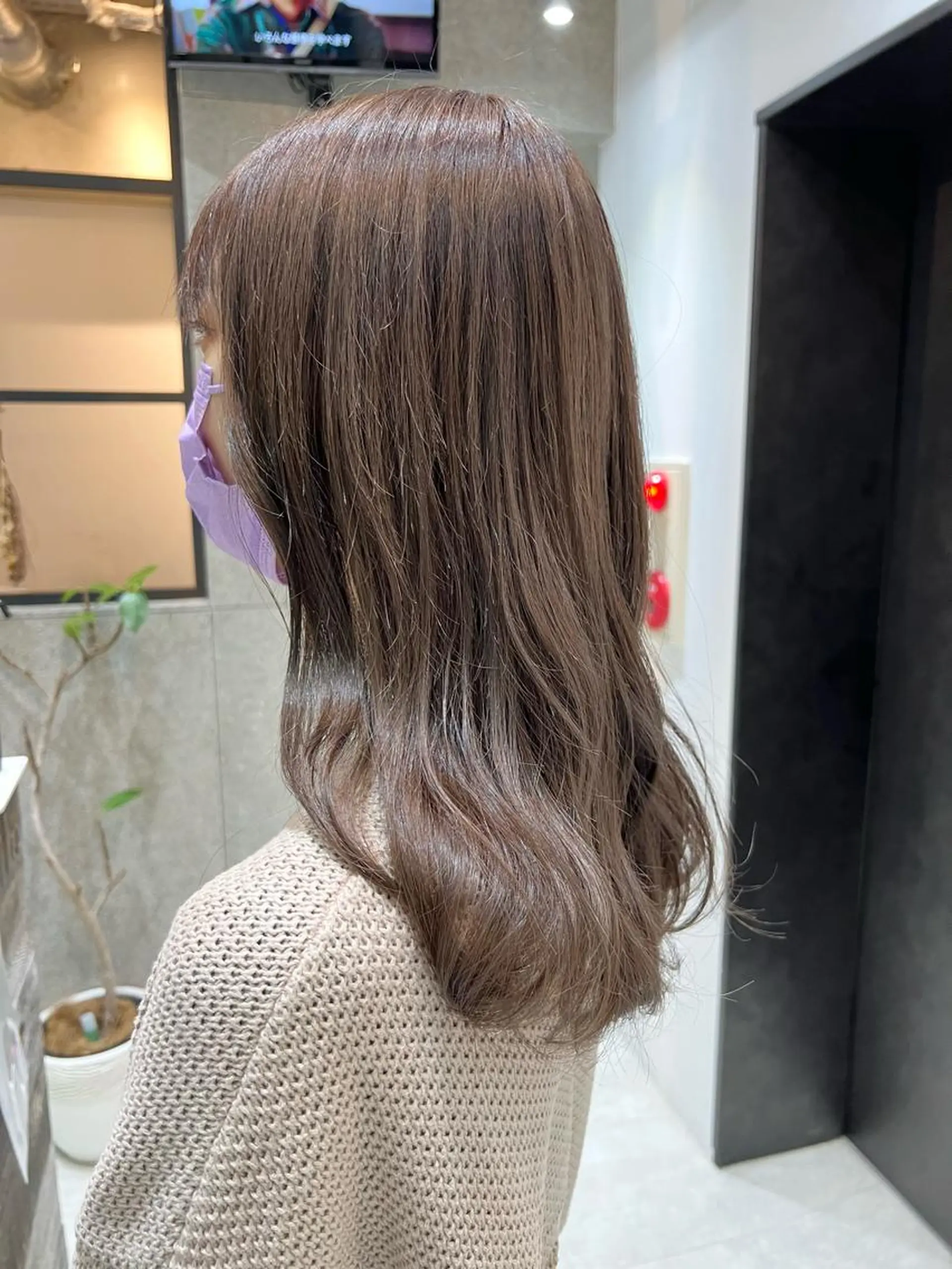 セミロング カラー ベージュカラー 透明感カラー ハイライトカラー ハイライト 🌿ニュアンスヘア 🌿福田沙也加のヘアスタイル