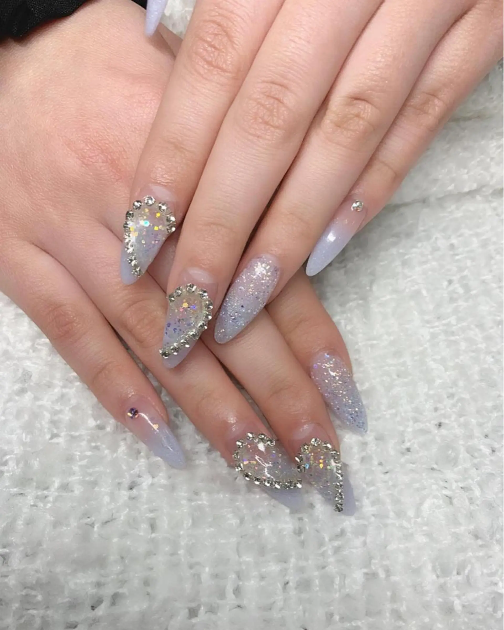 ネイル ブルー 長さ出し グラデーション 水色 スカルプネイル *･*MIMnail *･゜ﾟ･*:･*のネイルデザイン