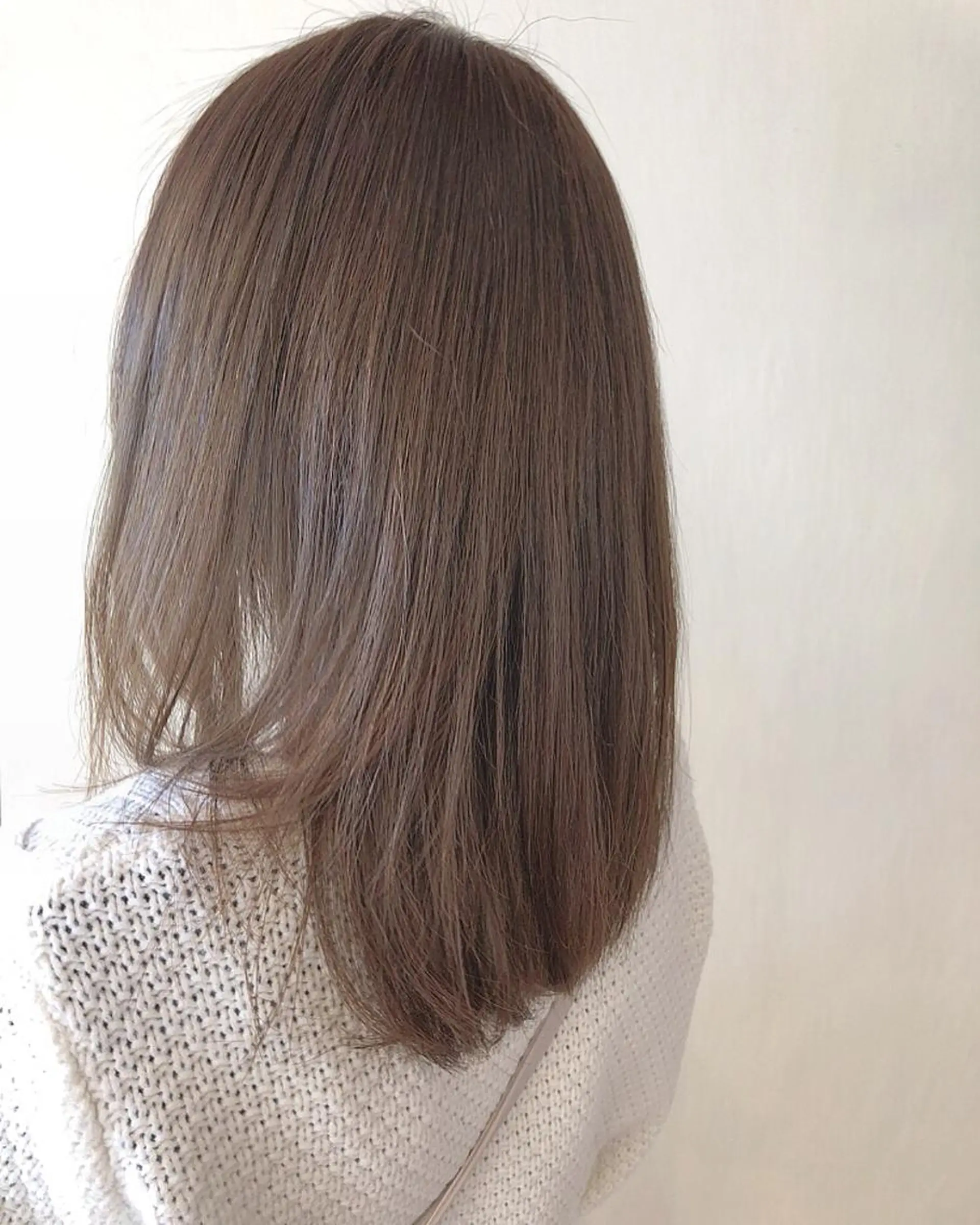カラー AZ HAIR所属・横山 晃隆のヘアスタイル