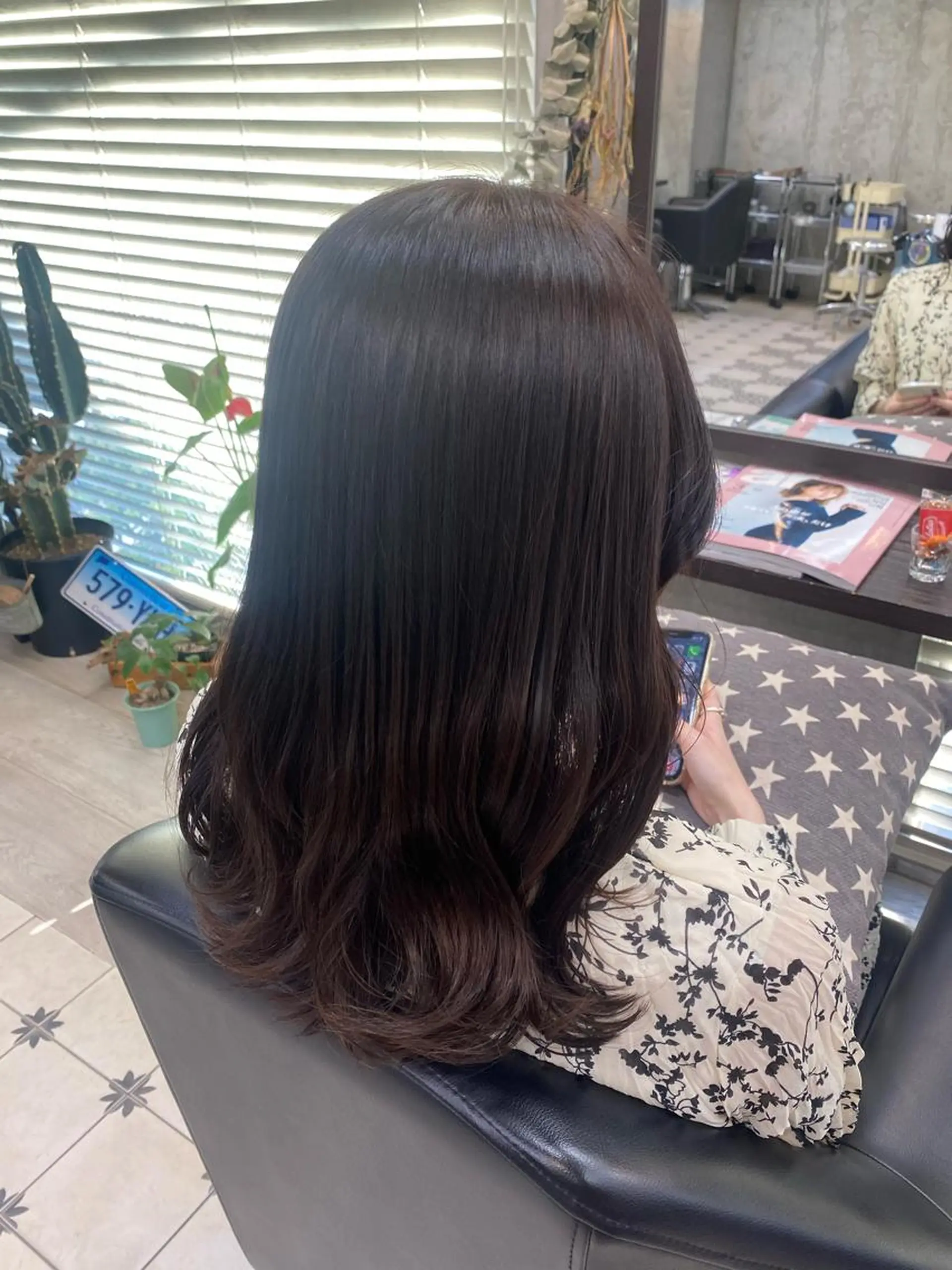 ロング カラー 学生 トリートメント カット ヘアカラー トリートメント 韓国ヘア☁️ mitsukiのヘアスタイル